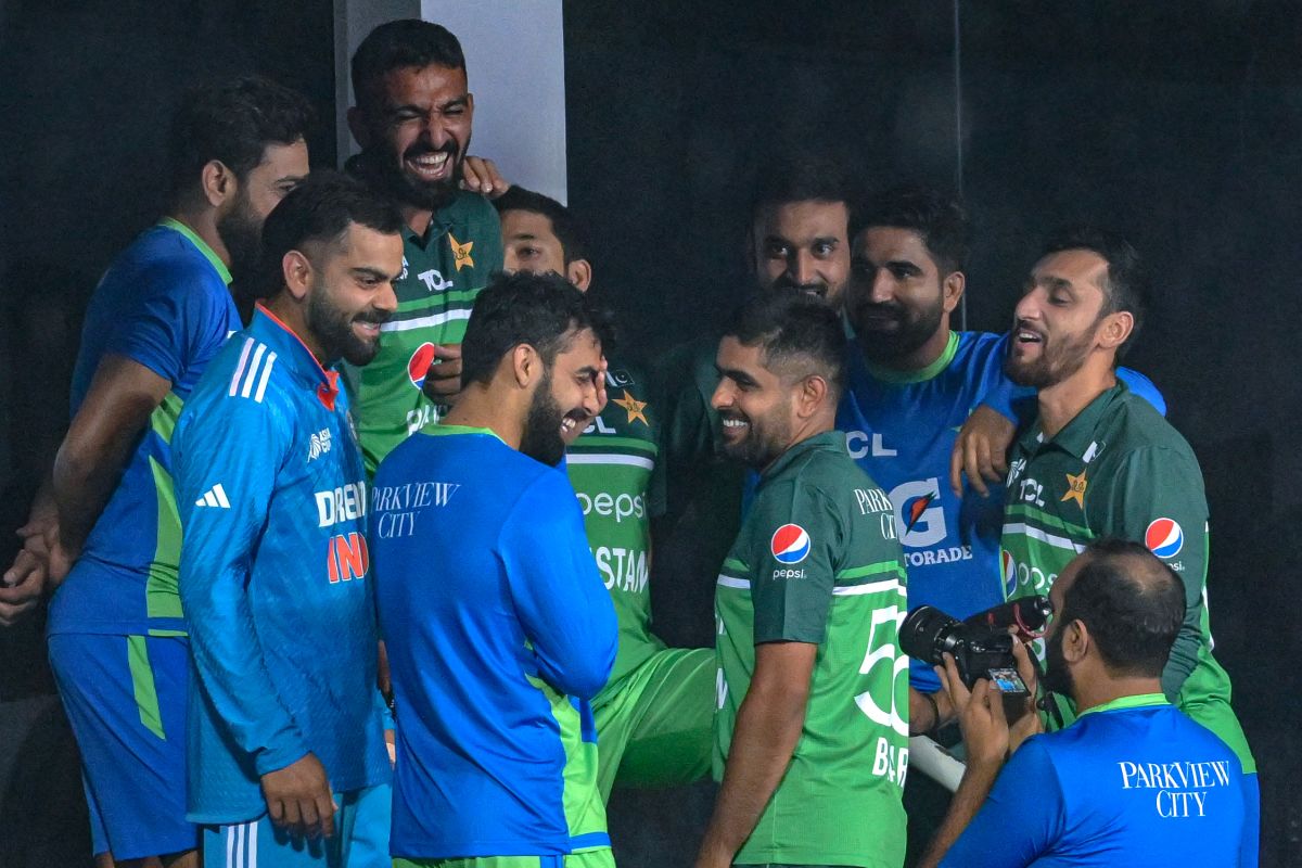 Virat Kohli shares a light moment with Pakistan players after the match was called off, India vs Pakistan, Asia Cup, Pallekele, September 2, 2023