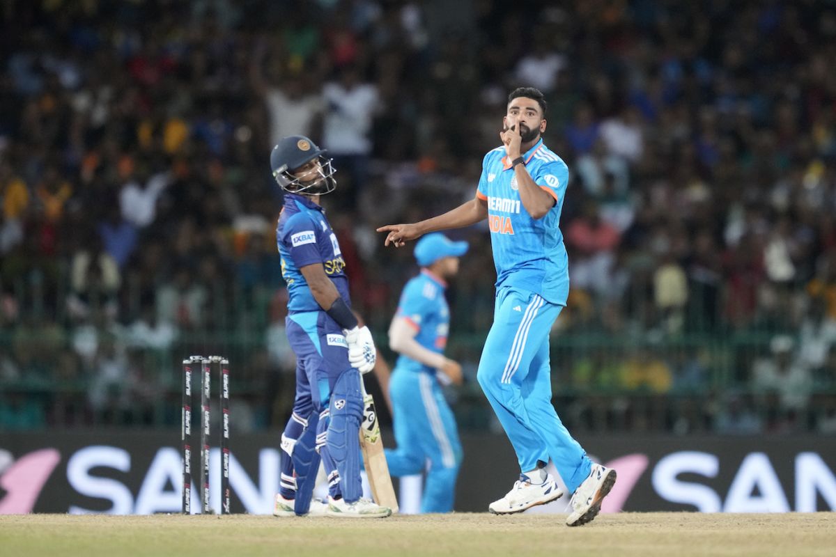Mohammed Siraj joined the party with Dimuth Karunaratne's wicket, India vs Sri Lanka, Asia Cup Super Four, Colombo, September 12, 2023