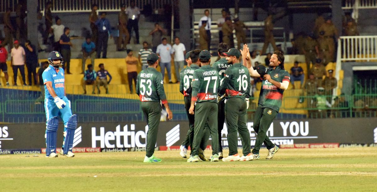 Job done - Bangladesh celebrate after a rare win over India, Bangladesh vs India, Asia Cup Super Four, Colombo, September 15, 2023