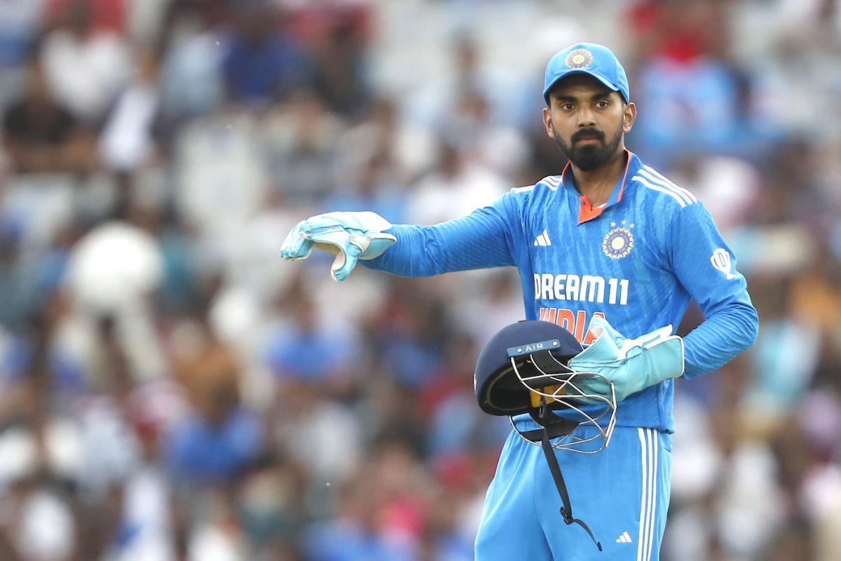 Cameron Green ticked along in the middle overs | ESPNcricinfo.com