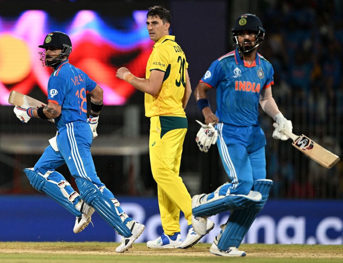 virat-kohli-gets-up-close-with-the-ball-espncricinfo