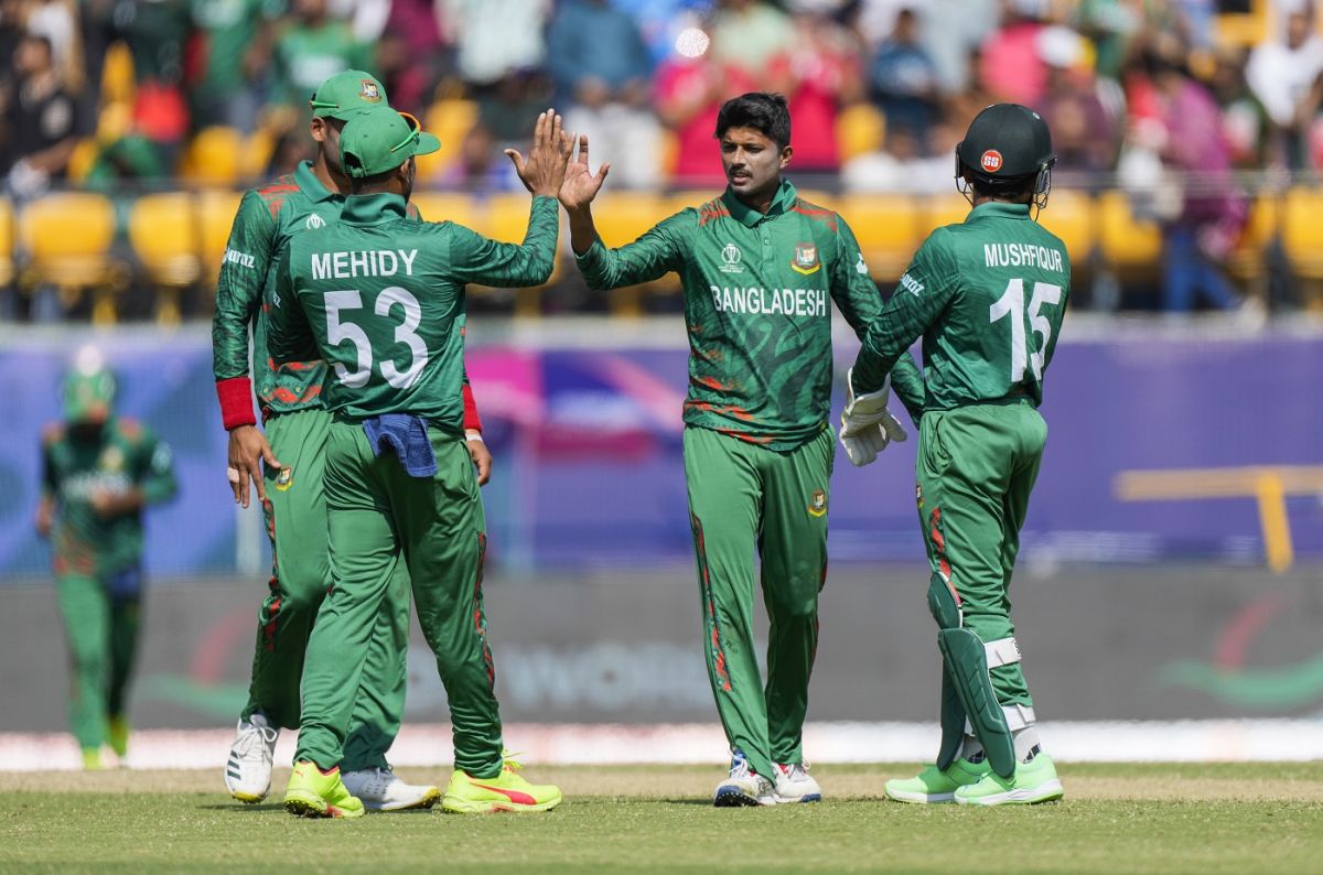 Mahedi Hasan finally had something to smile about as he picked out Dawid Malan, Bangladesh vs England, Dharamsala, ODI World Cup, October 10, 2023