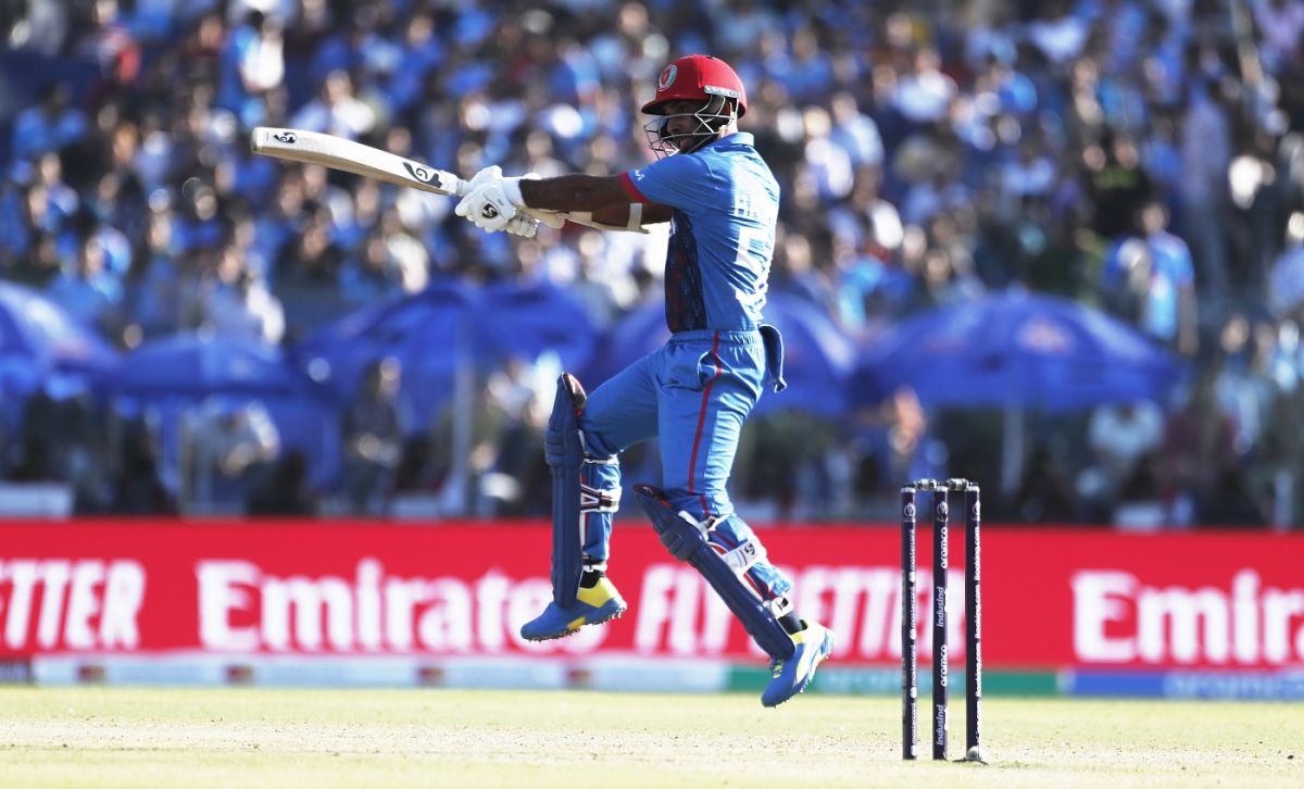 Hashmatullah Shahidi unleashes a ferocious cut