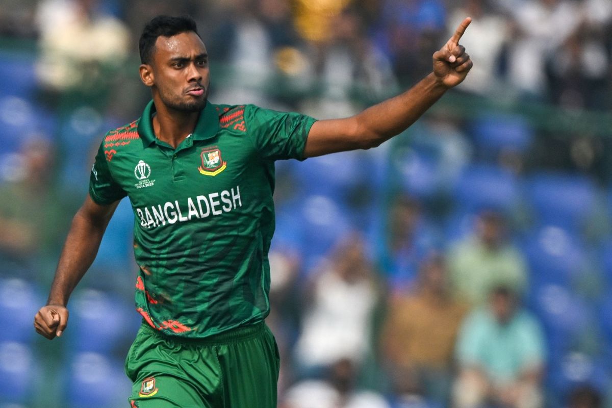 Shoriful Islam wheels away in celebration after sending back Kusal Perera, Bangladesh vs Sri Lanka, Men's ODI World Cup, November 6, 2023