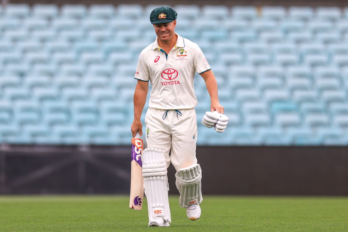 David Warner walks out for a team photo | ESPNcricinfo.com