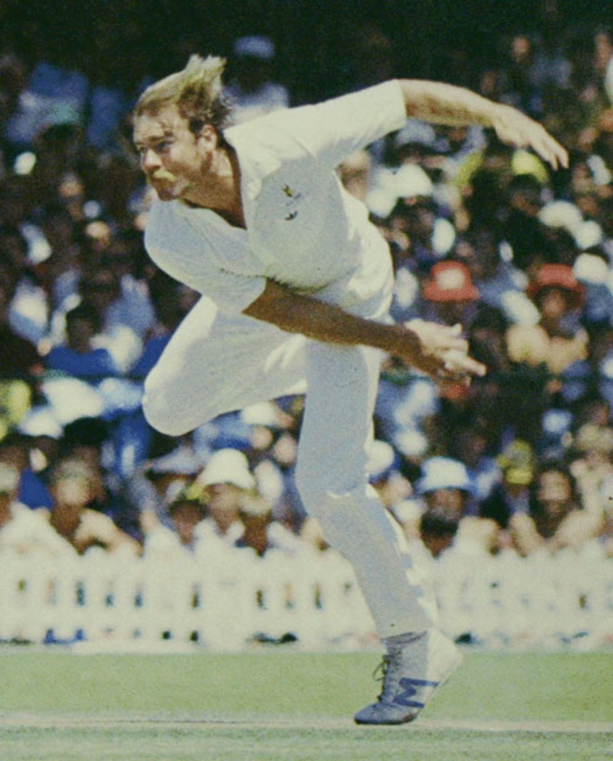 Garth Le Roux in full flow | ESPNcricinfo.com