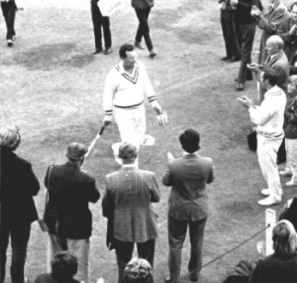 Roy Marshall returning to the pavilion after his last innings for Hampshire.