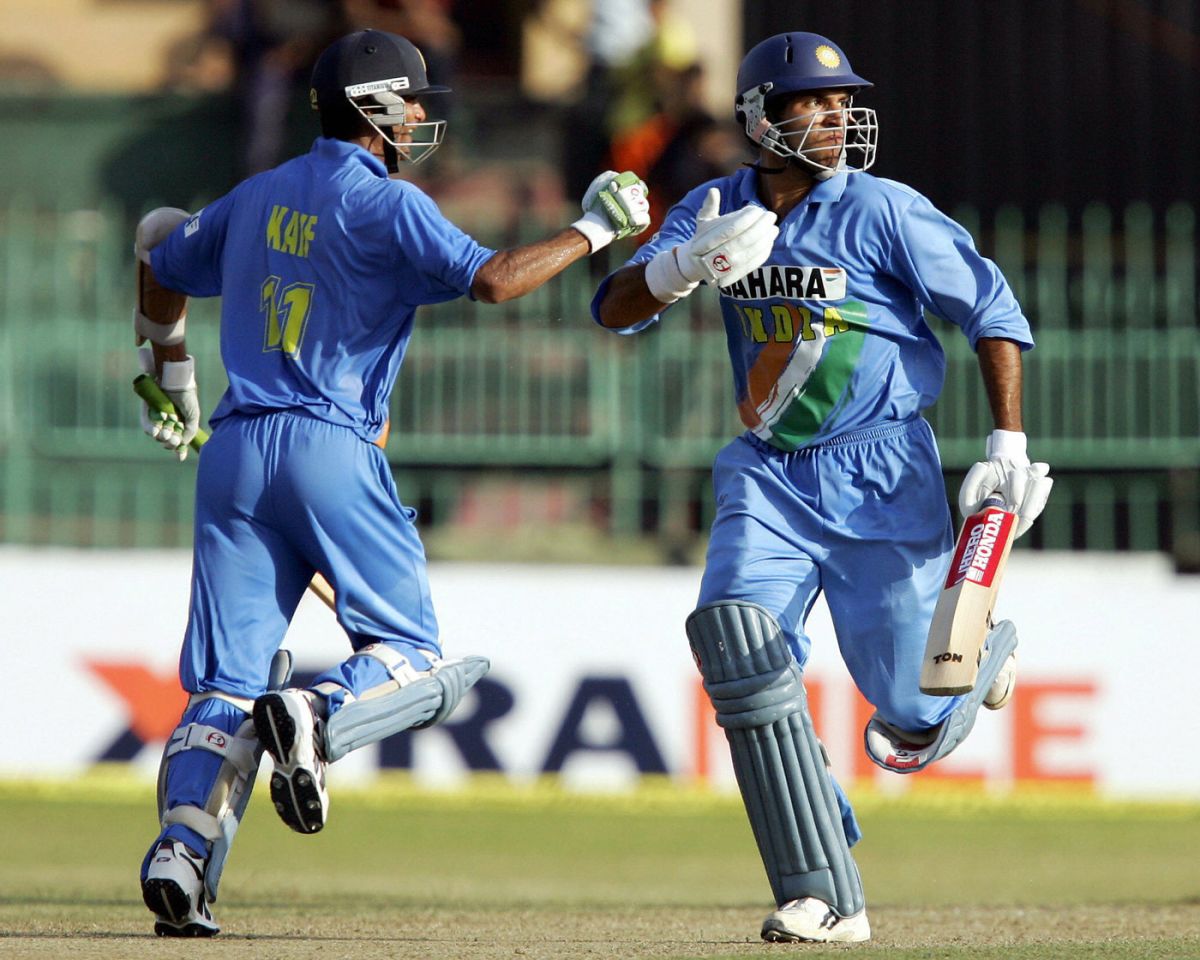 Yuvraj Singh and Mohammad Kaif steal a run, India v West Indies, Premadasa Stadium, August 7, 2005