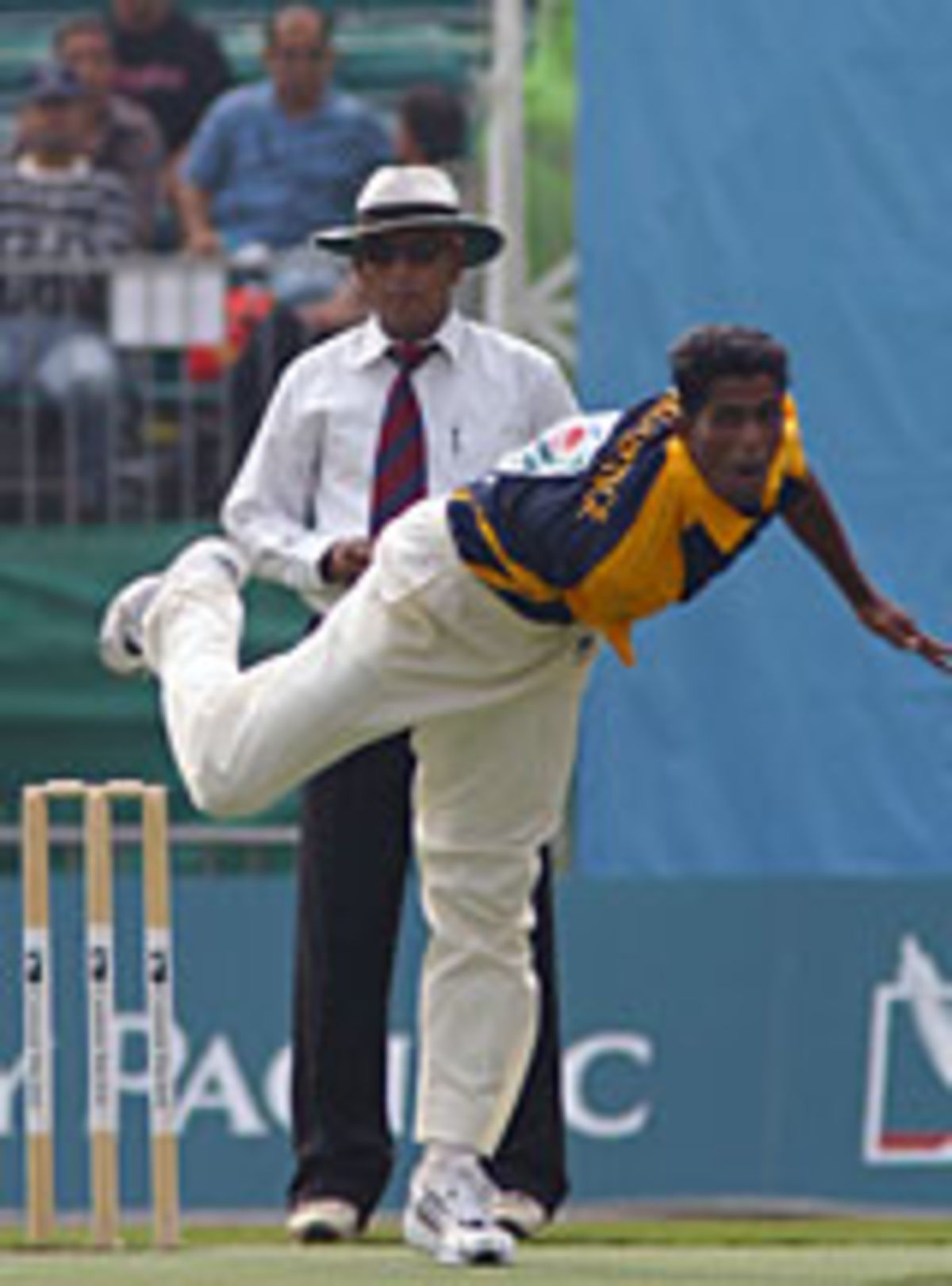 Dilhara Lokuhettige bowls at the Sixes.