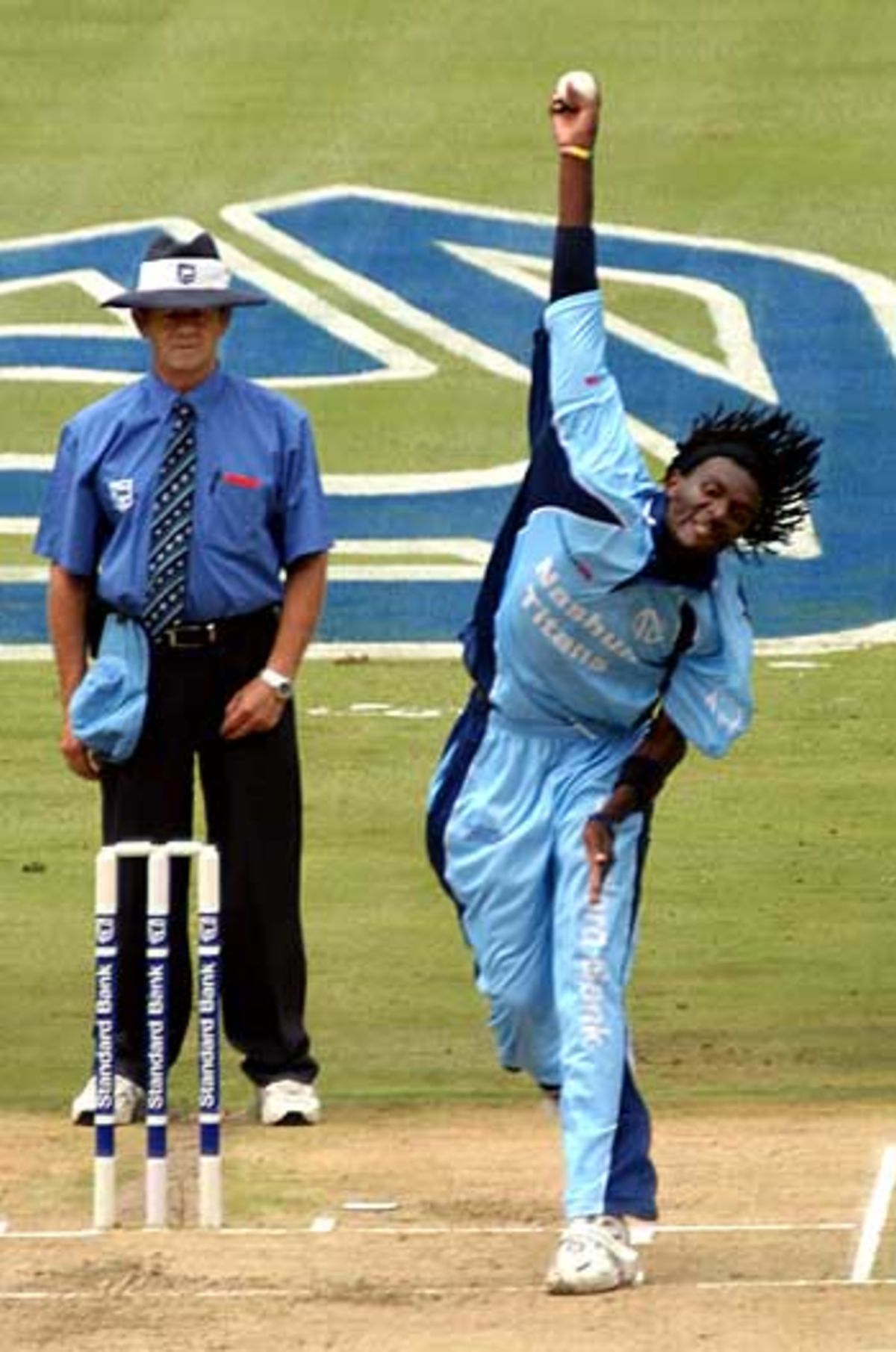 Ethy Mbhalati lets the ball, and his hair, fly, Titans v Dolphins, 2nd Semi Final Standard Bank Cup, Centurion, January 8, 2005