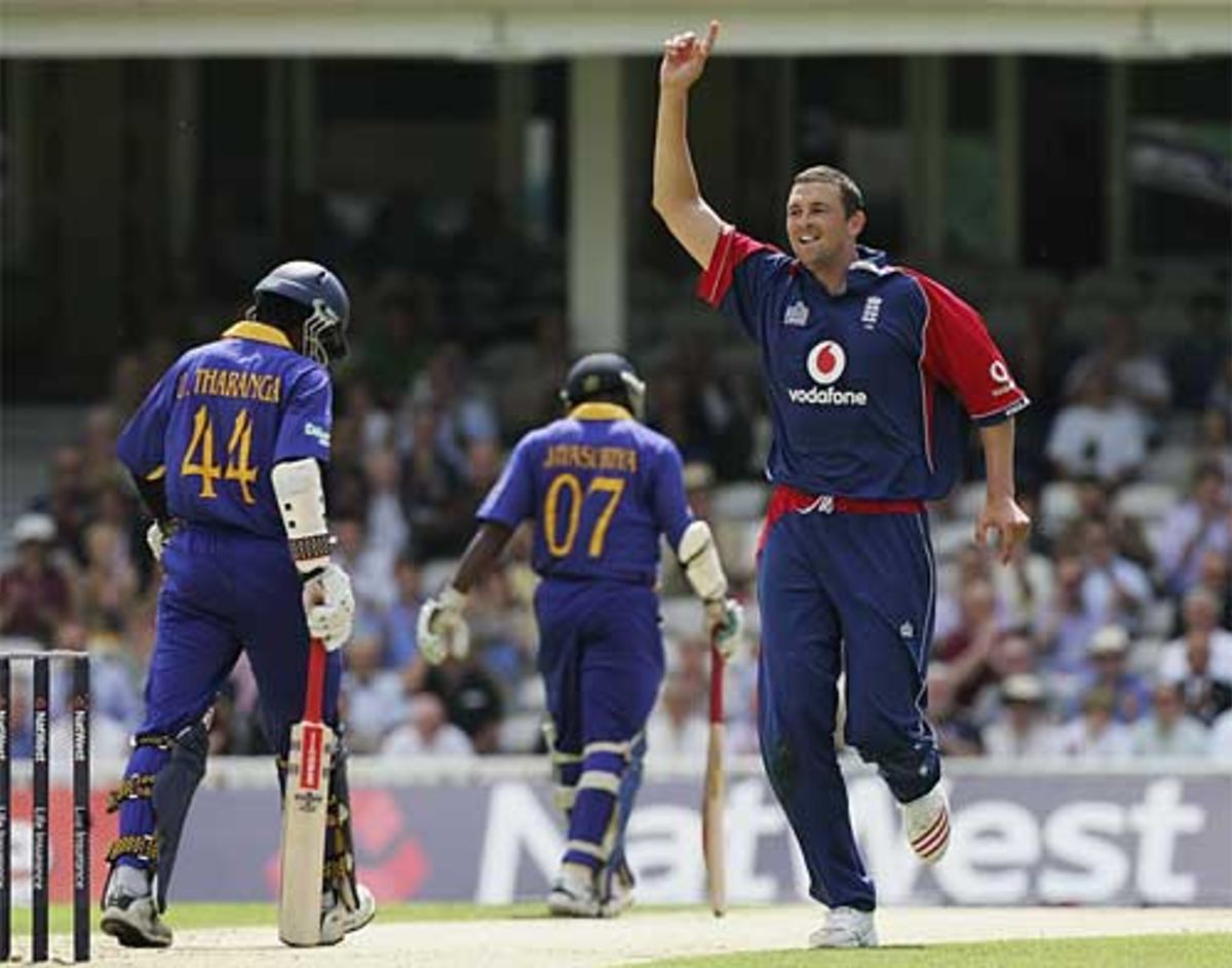 Steve Harmison removes Upul Tharanga for 17, England v Sri Lanka, The Oval, June 20, 2006