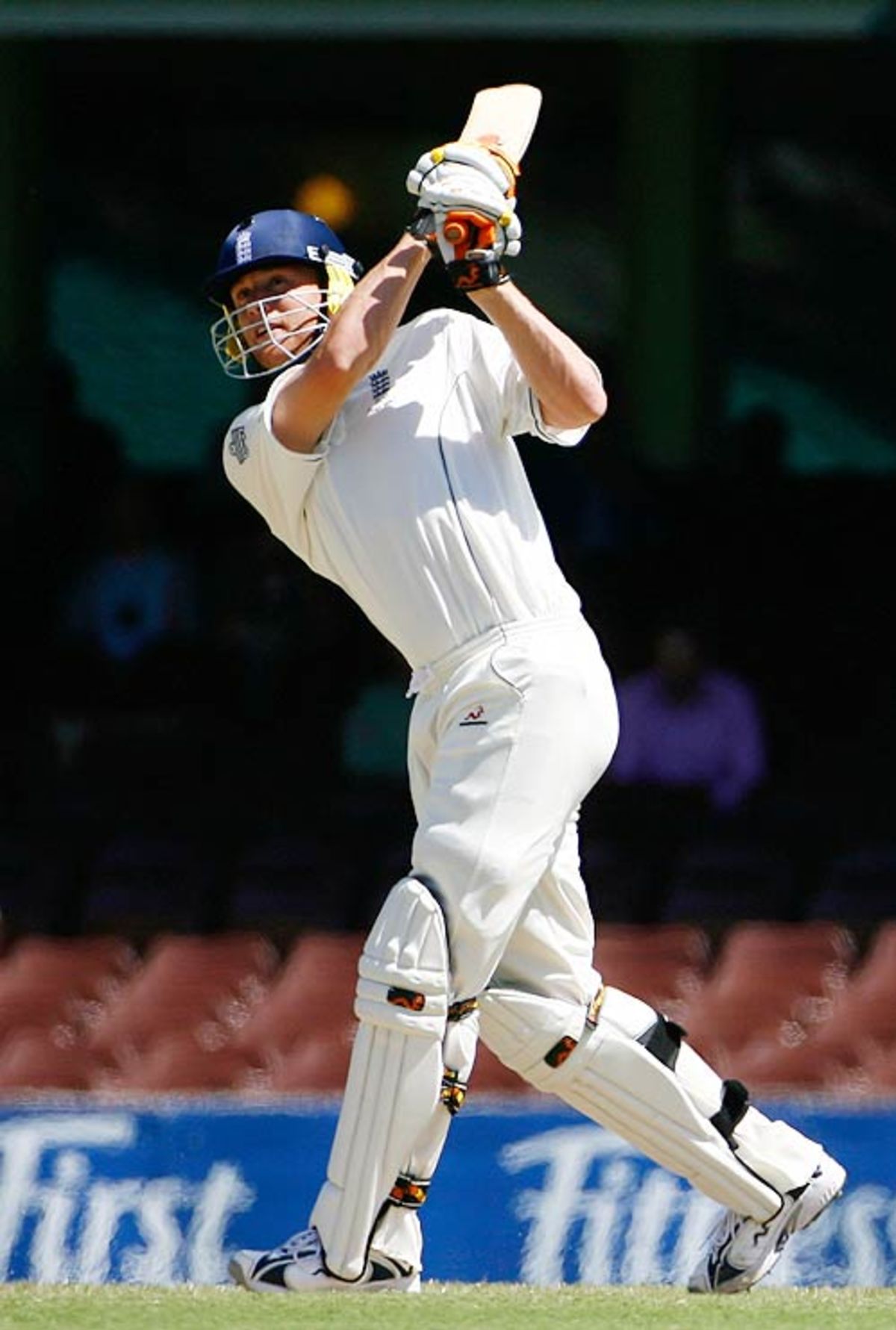 Kevin Pietersen Acknowledges The Crowds After Reaching His Century 7038