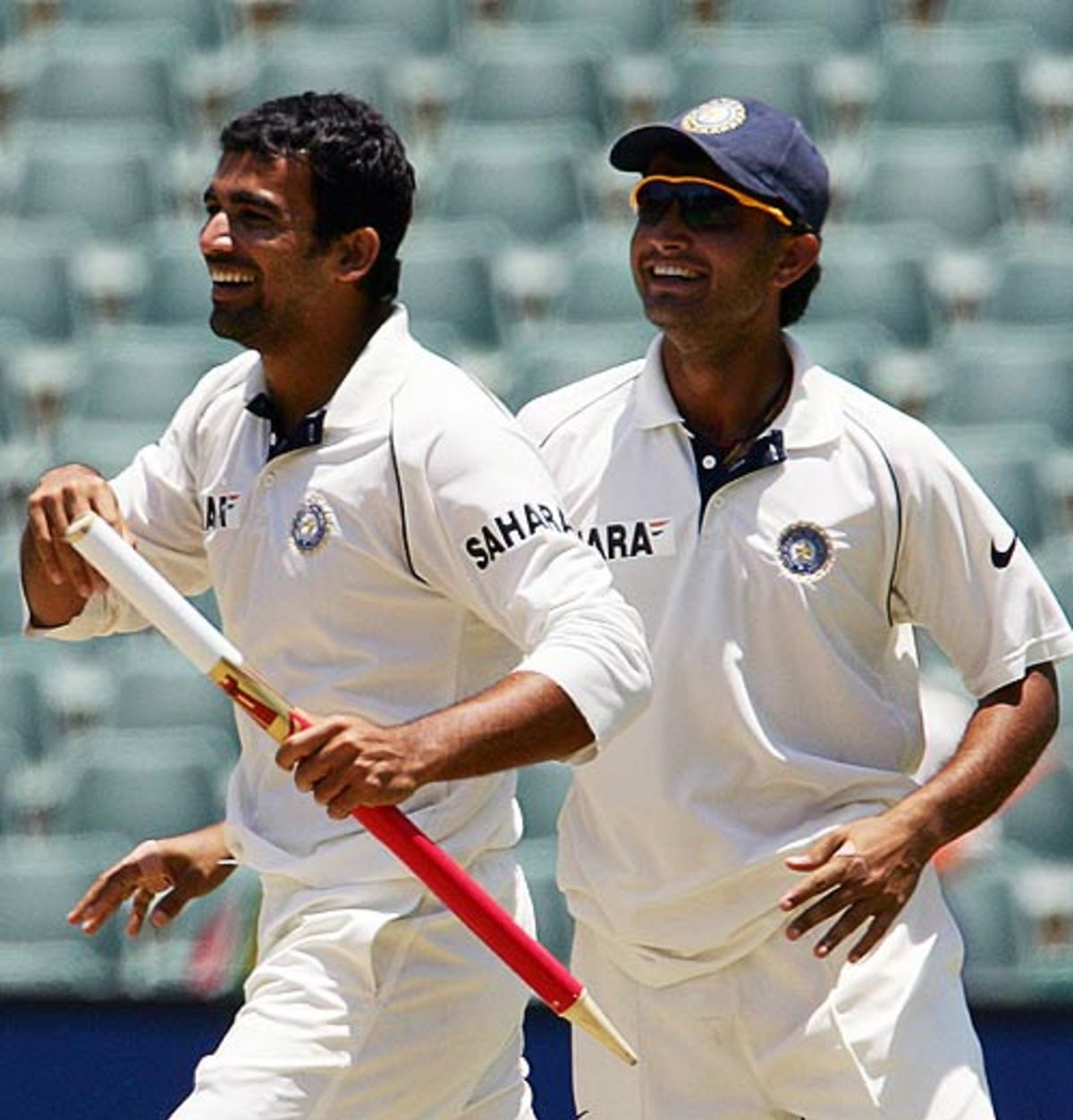 Comeback men Zaheer Khan and Sourav Ganguly savour the win, South Africa v India, 1st Test, Johannesburg, 4th day, December 18, 2006