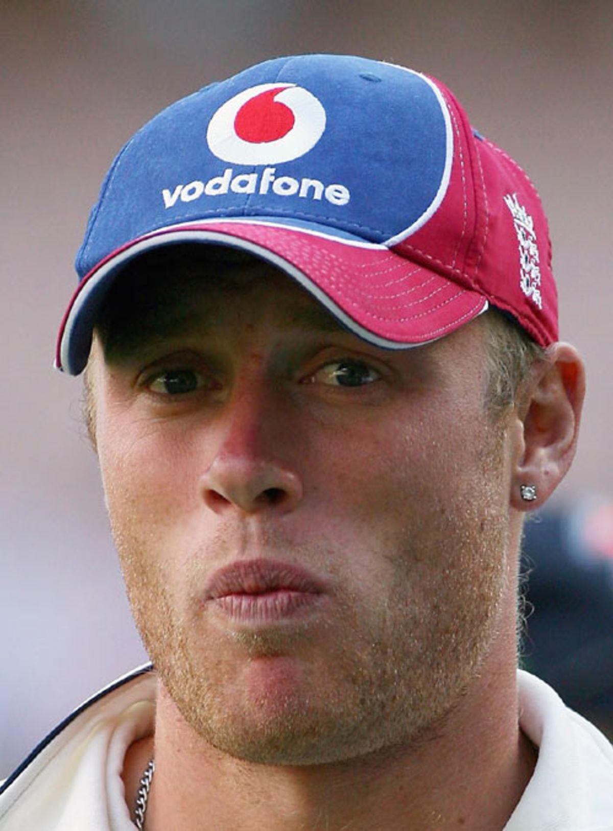 a-shell-shocked-andrew-flintoff-after-the-thrashing-espncricinfo