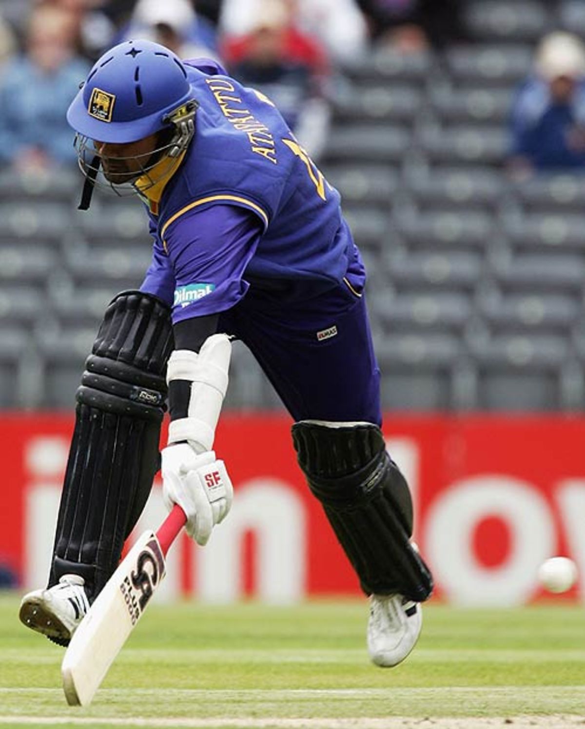 shane-bond-bowls-as-sri-lanka-crumble-espncricinfo