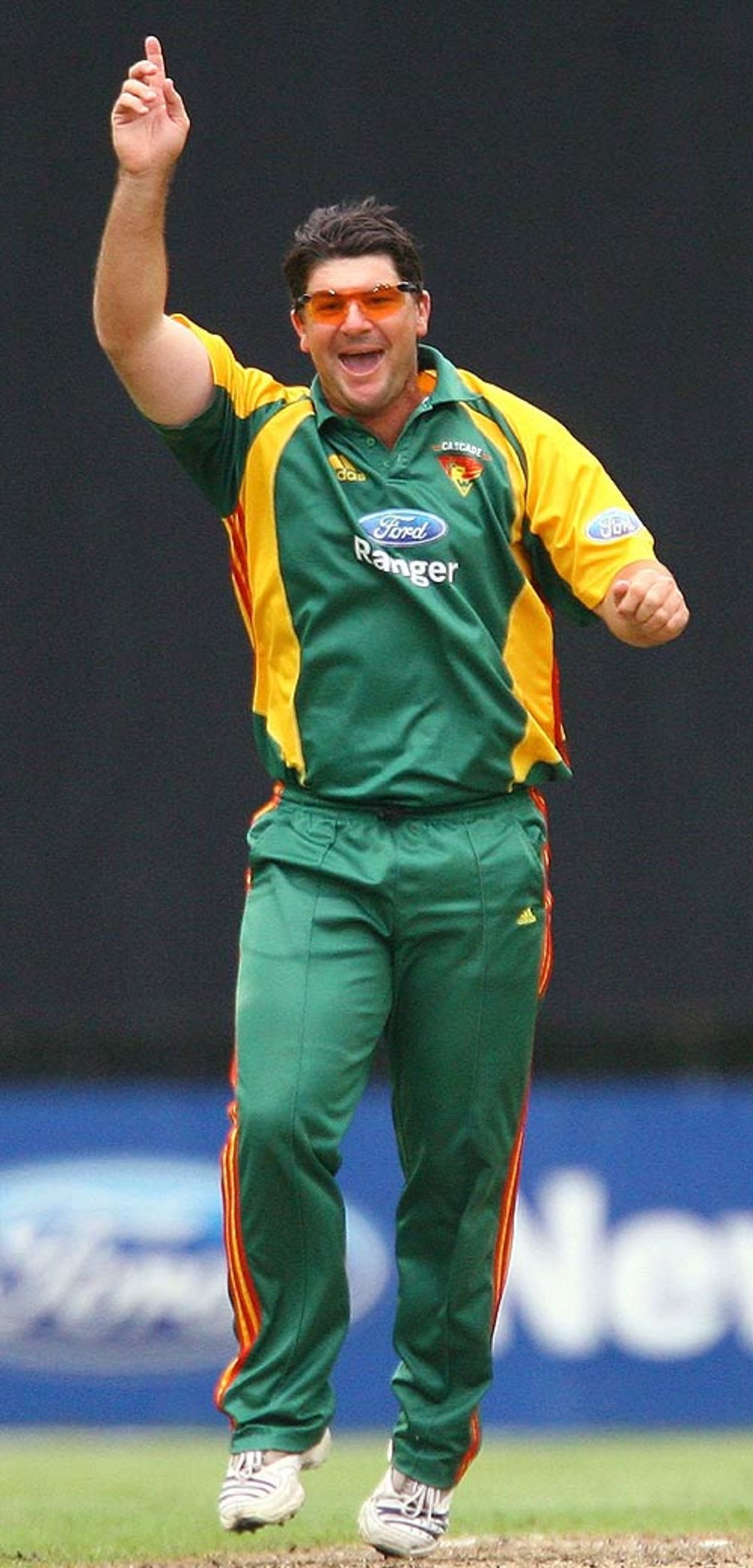 dan-marsh-celebrates-a-wicket-espncricinfo