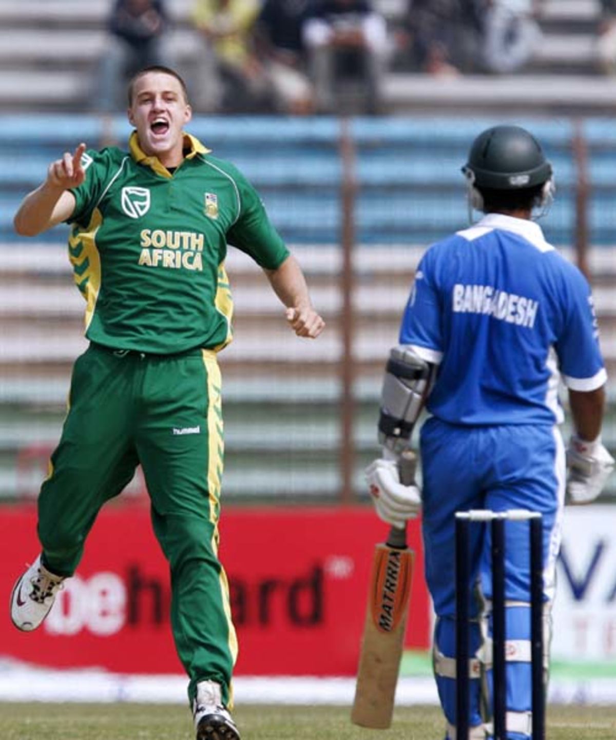 A dejected Nazimuddin walks back to the pavilion | ESPNcricinfo.com