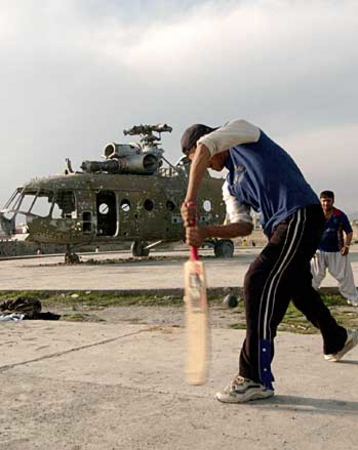 Tight defence: Afghanis play a game in Kabul | ESPNcricinfo.com