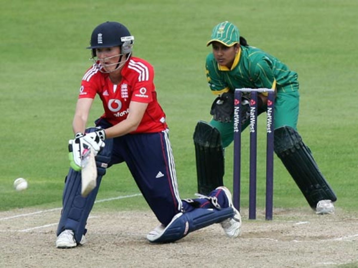 Charlotte Edwards plays the reverse sweep, England v South Africa, Women's Twenty20 International, Northampton, August 23, 2008