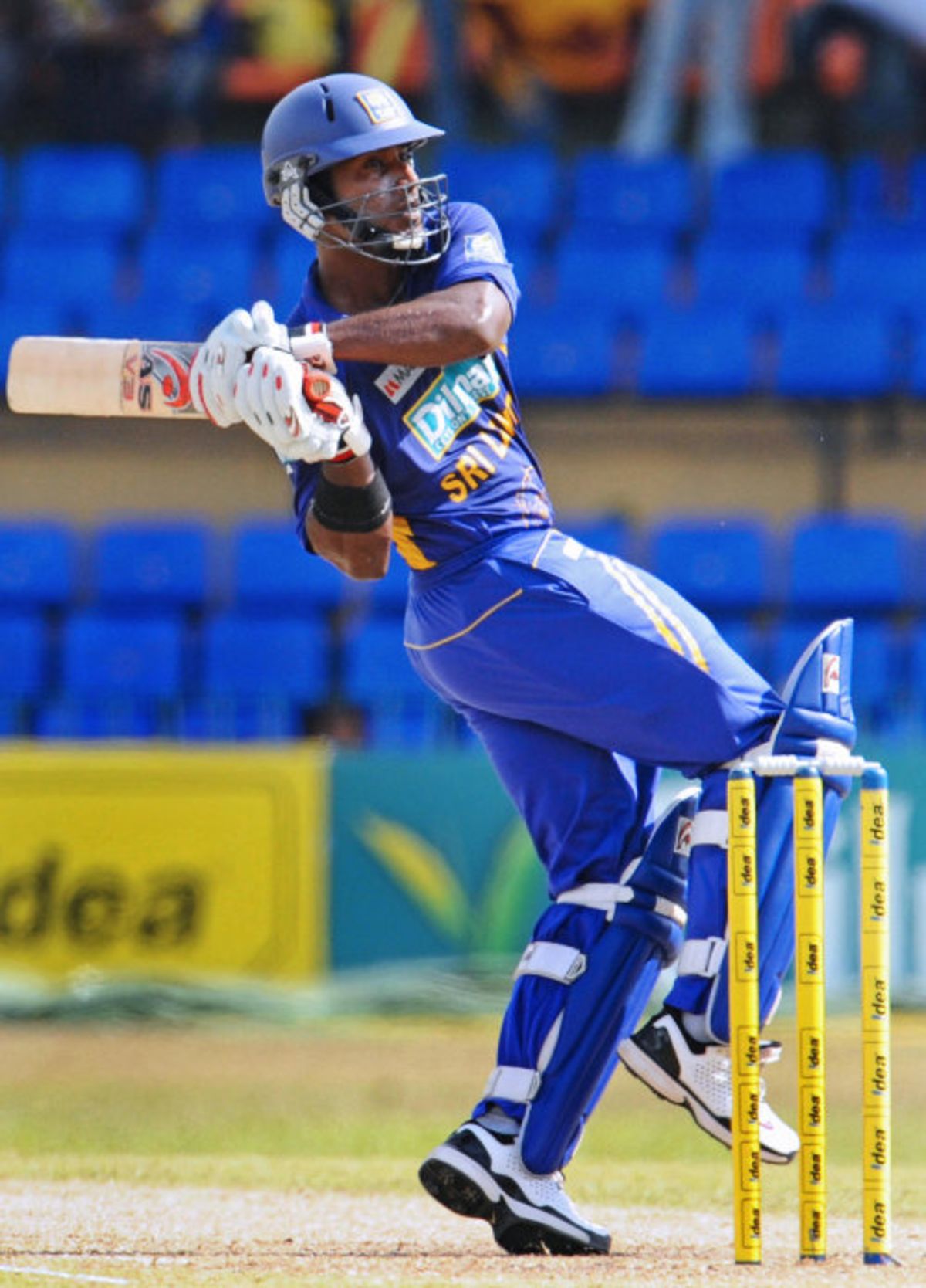 Mahela Udawatte pulls the ball during his 43 | ESPNcricinfo.com