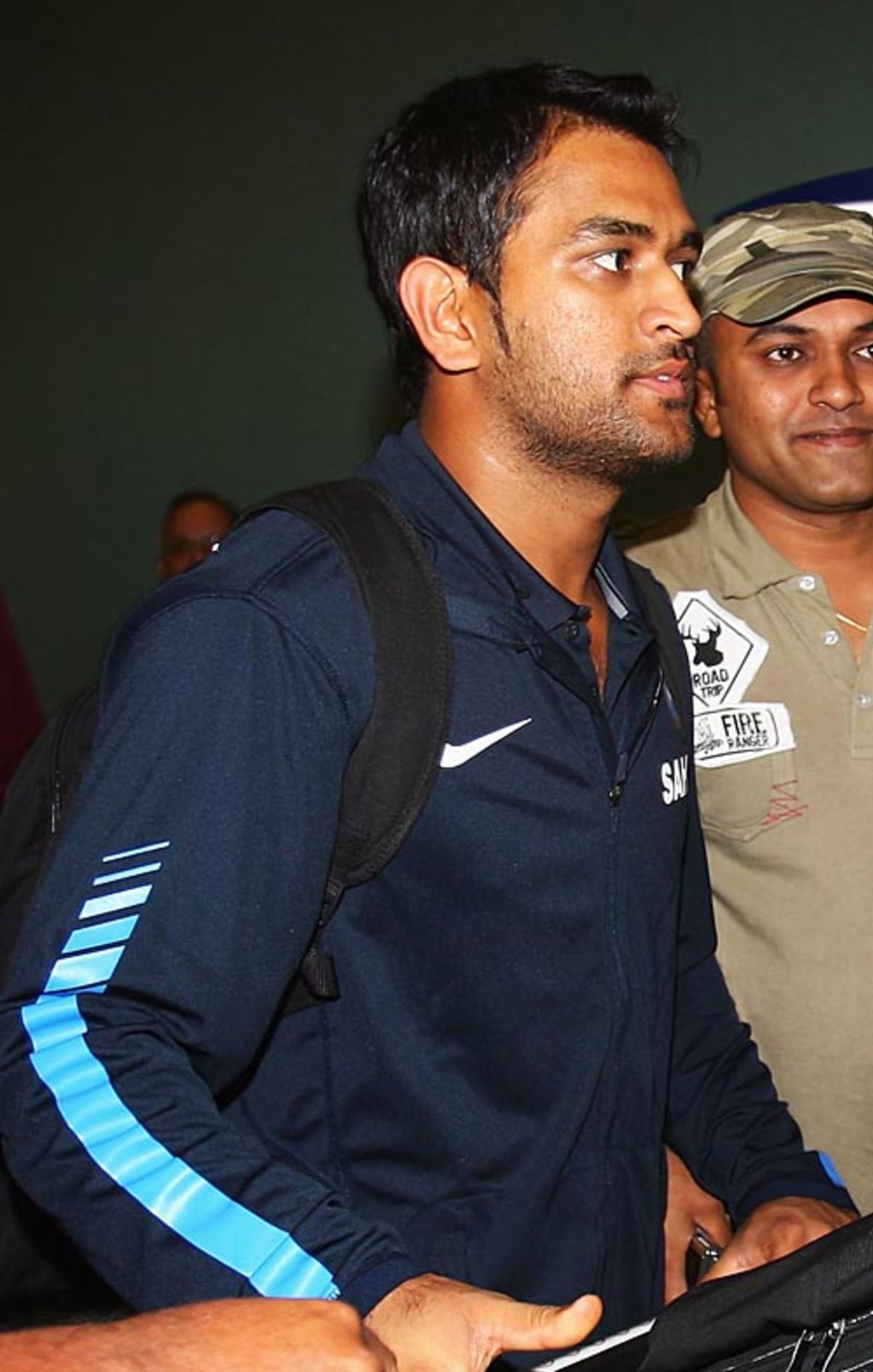 Mahendra Singh Dhoni Makes His Way Out Of The Airport 6017