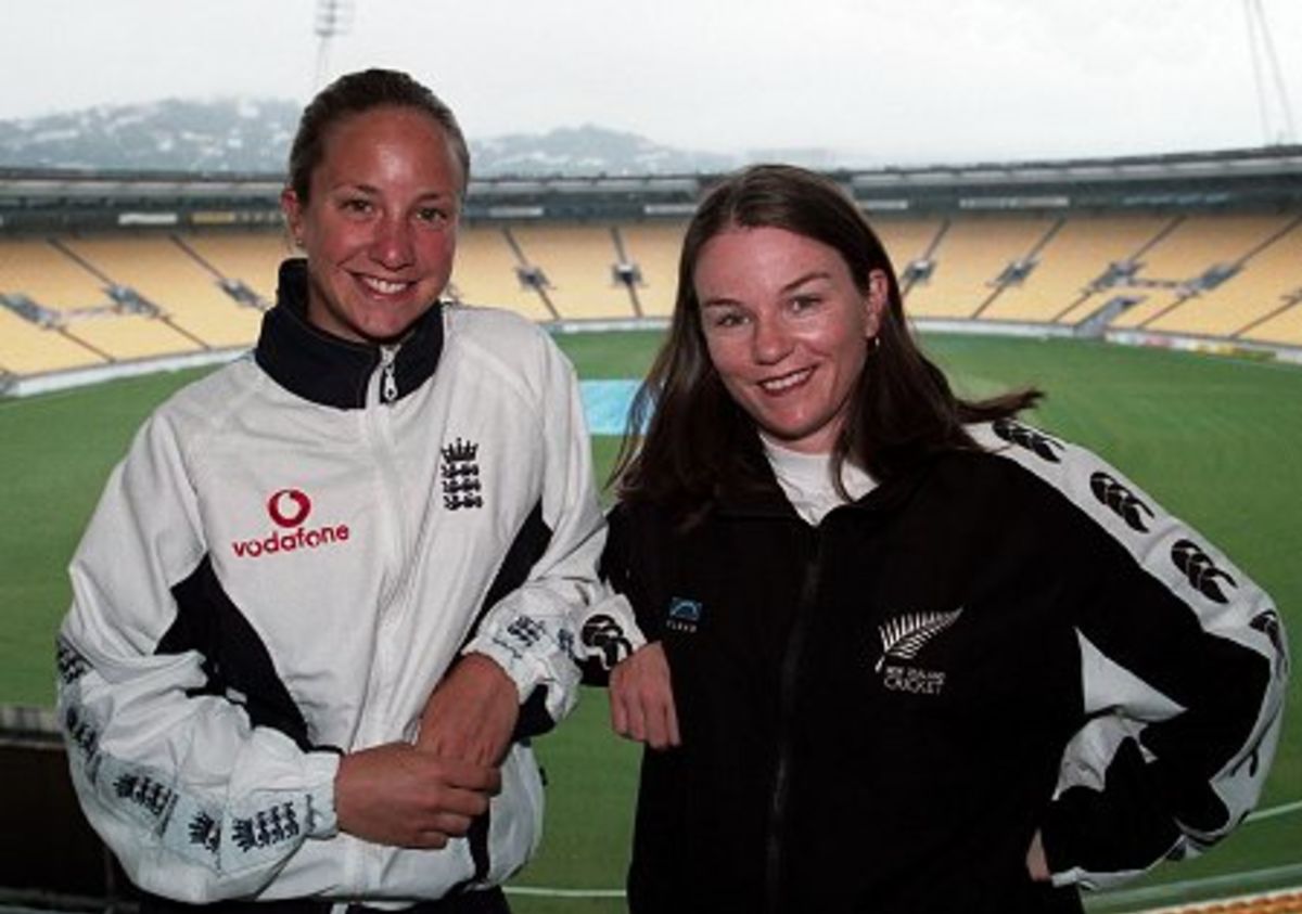 England women's captain Clare Connor (left) and New Zealand captain Emily Drumm at the WestpacTrust stadium in Wellington for the launch of the CricInfo Women's World Cup.