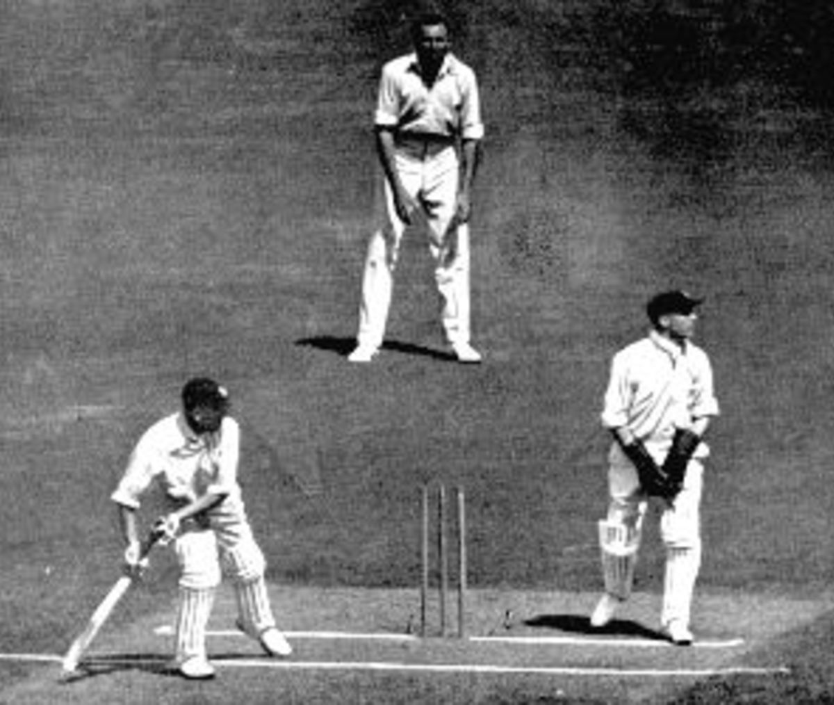 Australia v England, 1924-5. 4th Test, Hobbs stumped by Oldfield. Hobbs had lifted his foot for a second.