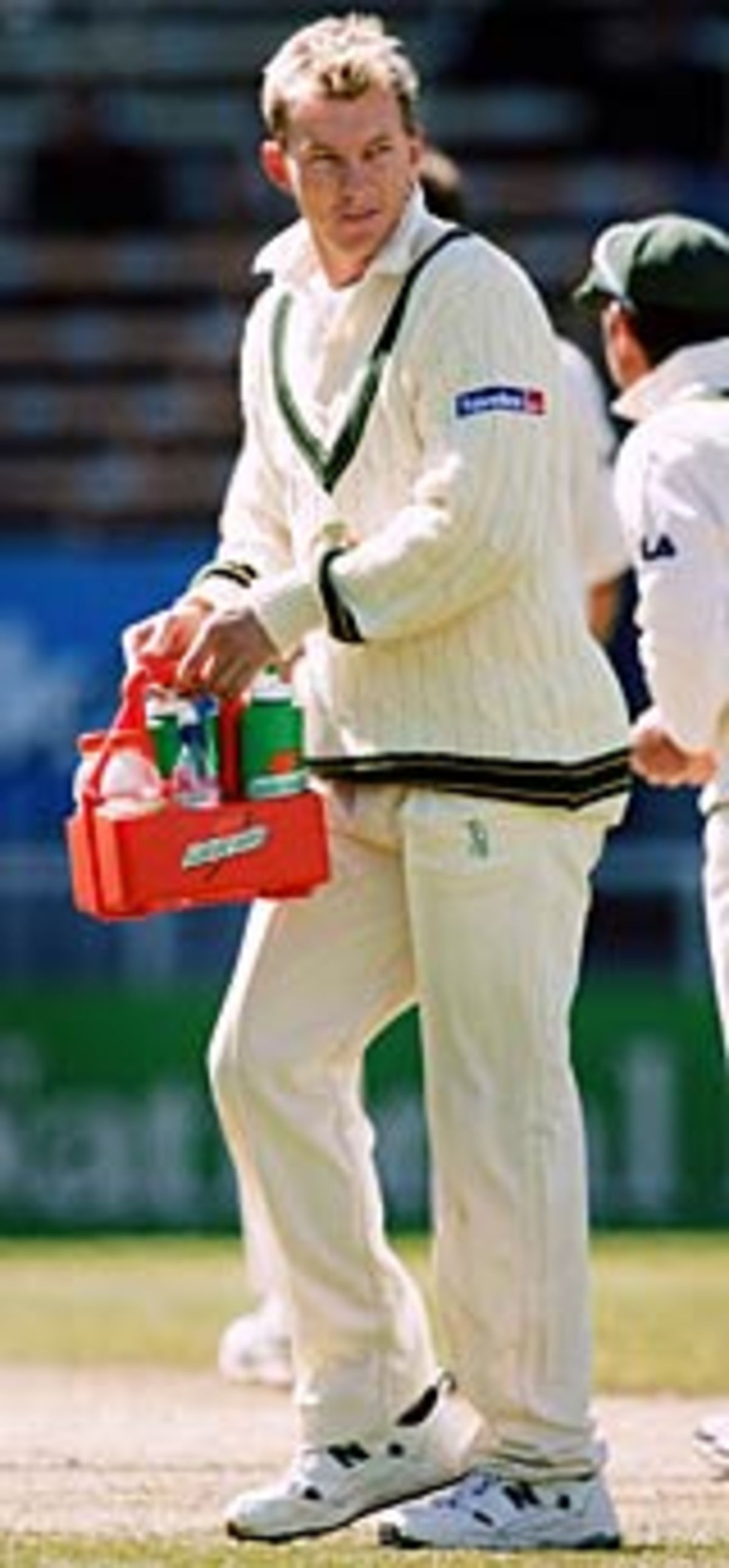 Brett Lee carries the drinks, New Zealand v Australia, 1st Test, Christchurch, March 10, 2005