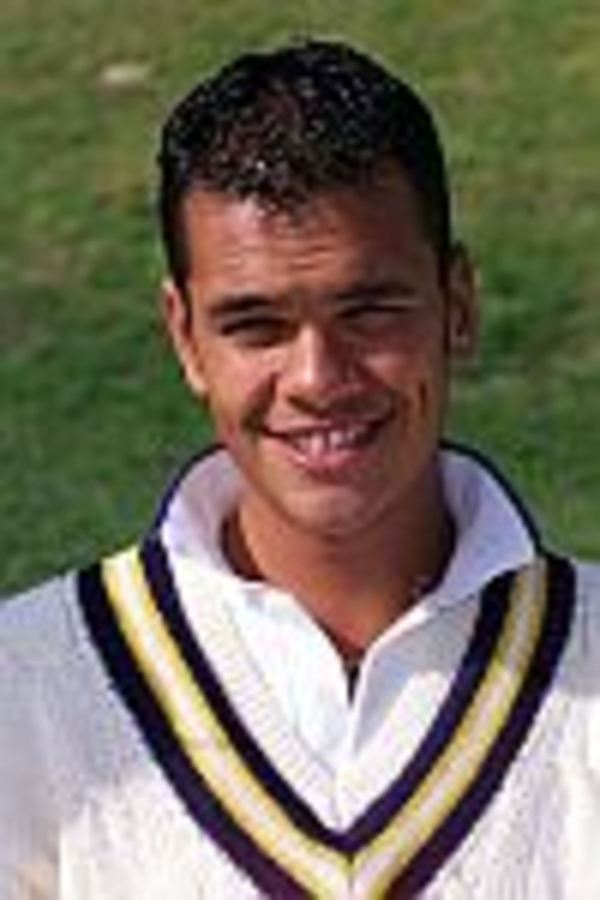 Alan Mullally ; thumbnail portrait