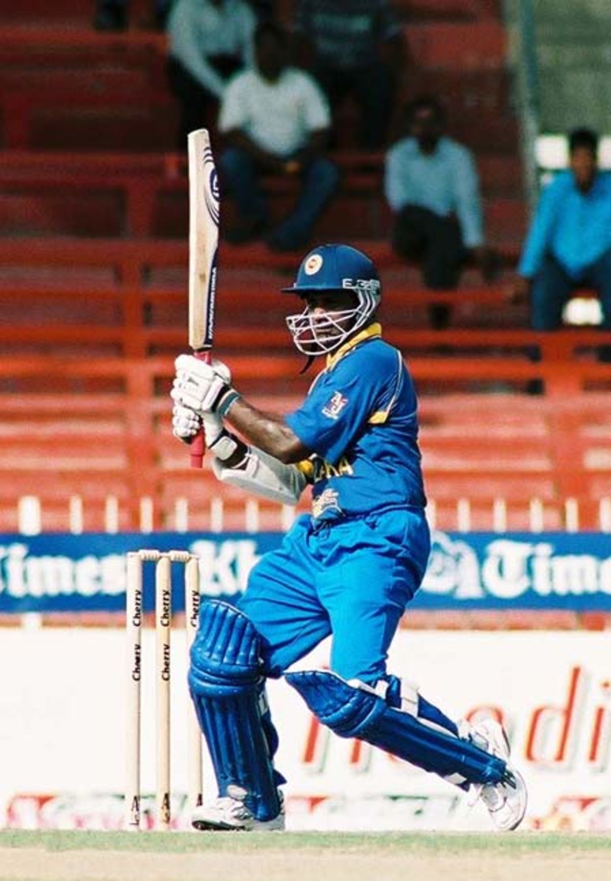 jayasuriya-hooks-for-a-boundary-espncricinfo