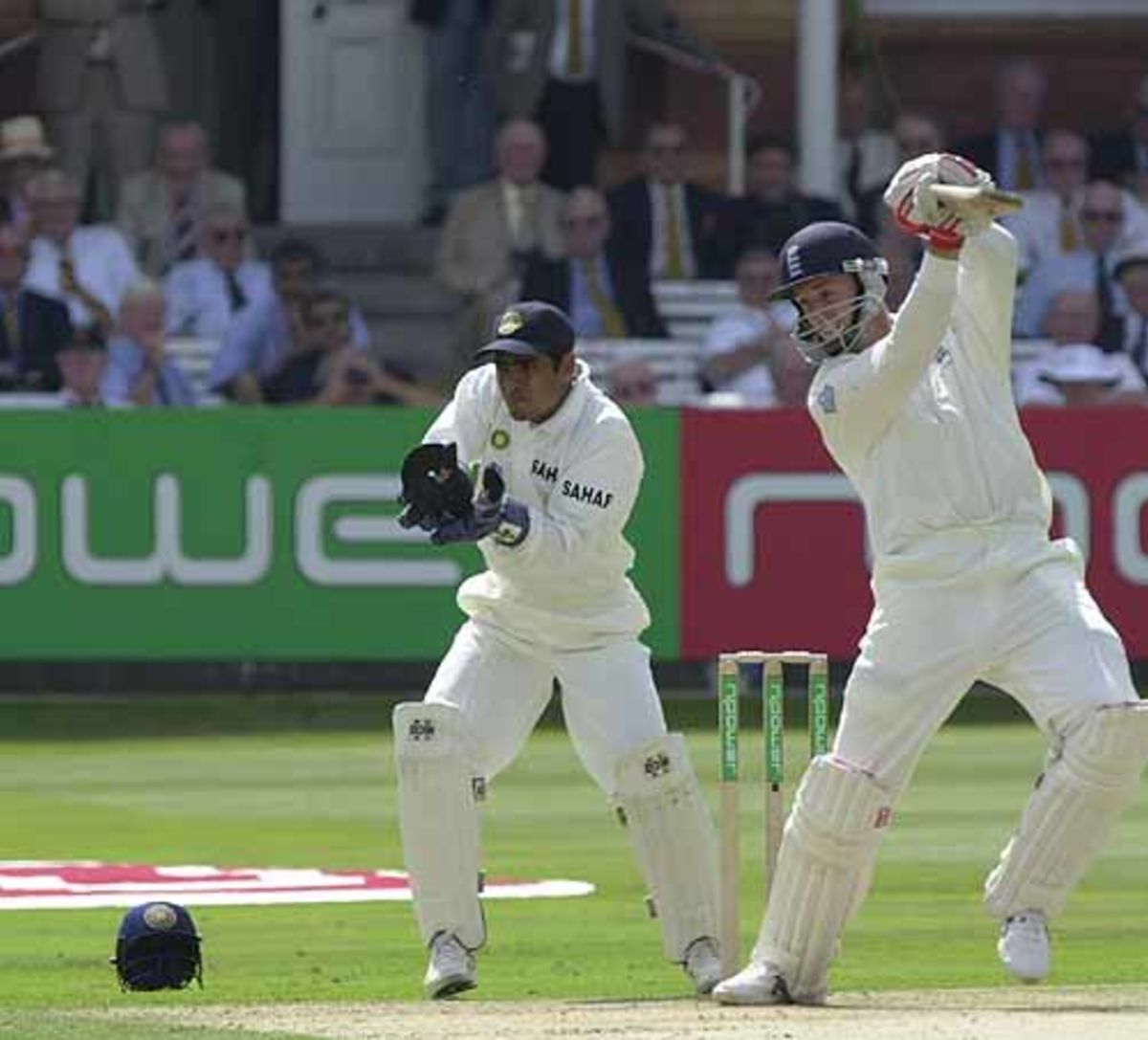 WATCH - Watson hammers it over deep square leg for six | ESPNcricinfo.com