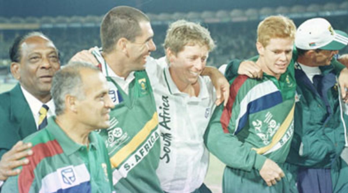 South African Players and Officials (from left to right) Goolam Rajah, SK Reddy, Hansie Cronje, Andrew Hudson, Shaun Pollock and Fanie de Villiers celebrate their victory in the Wills Quadrangular Tournament Final, 8th November 1997.