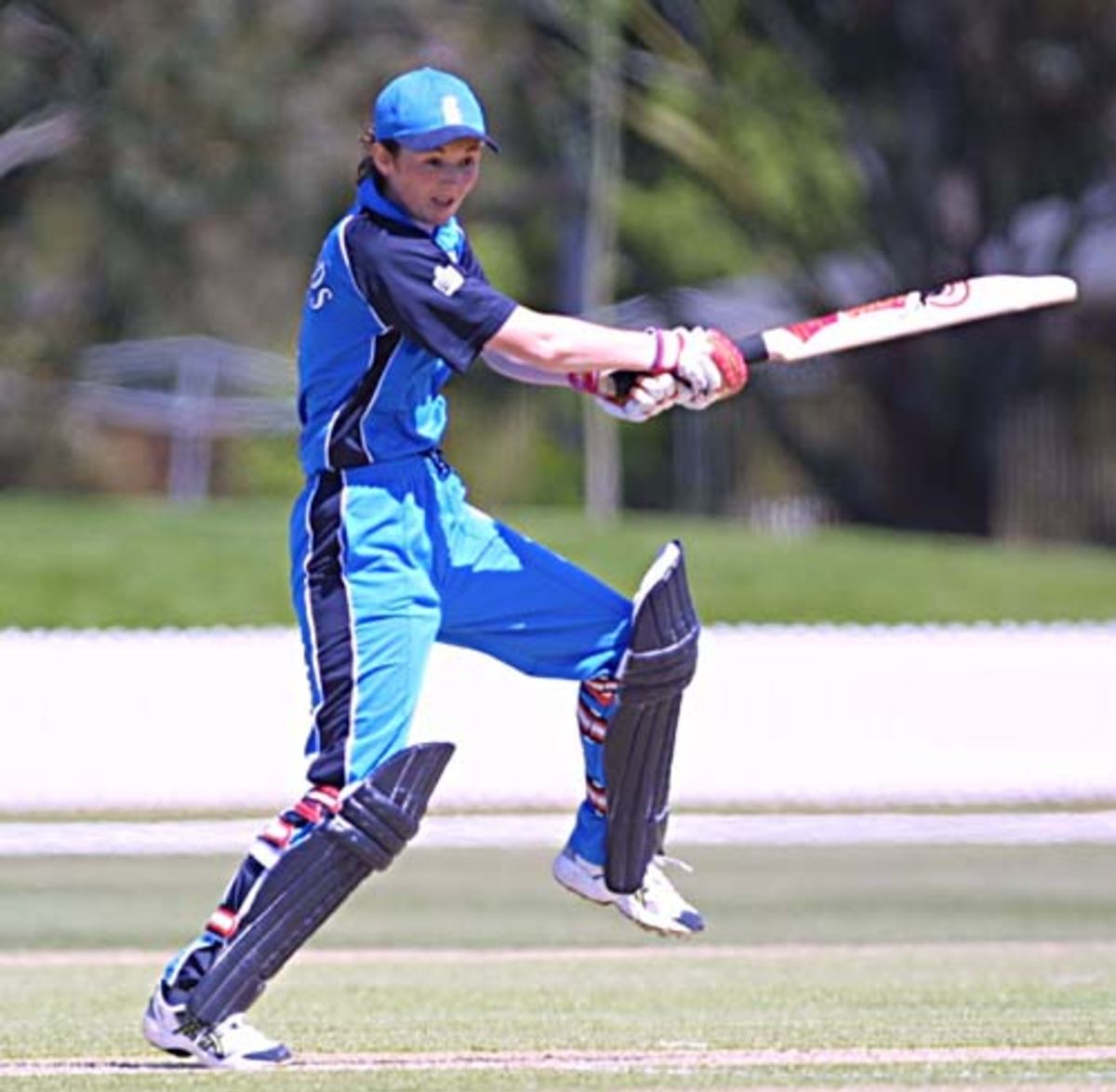 Elise Reynolds bowling against England