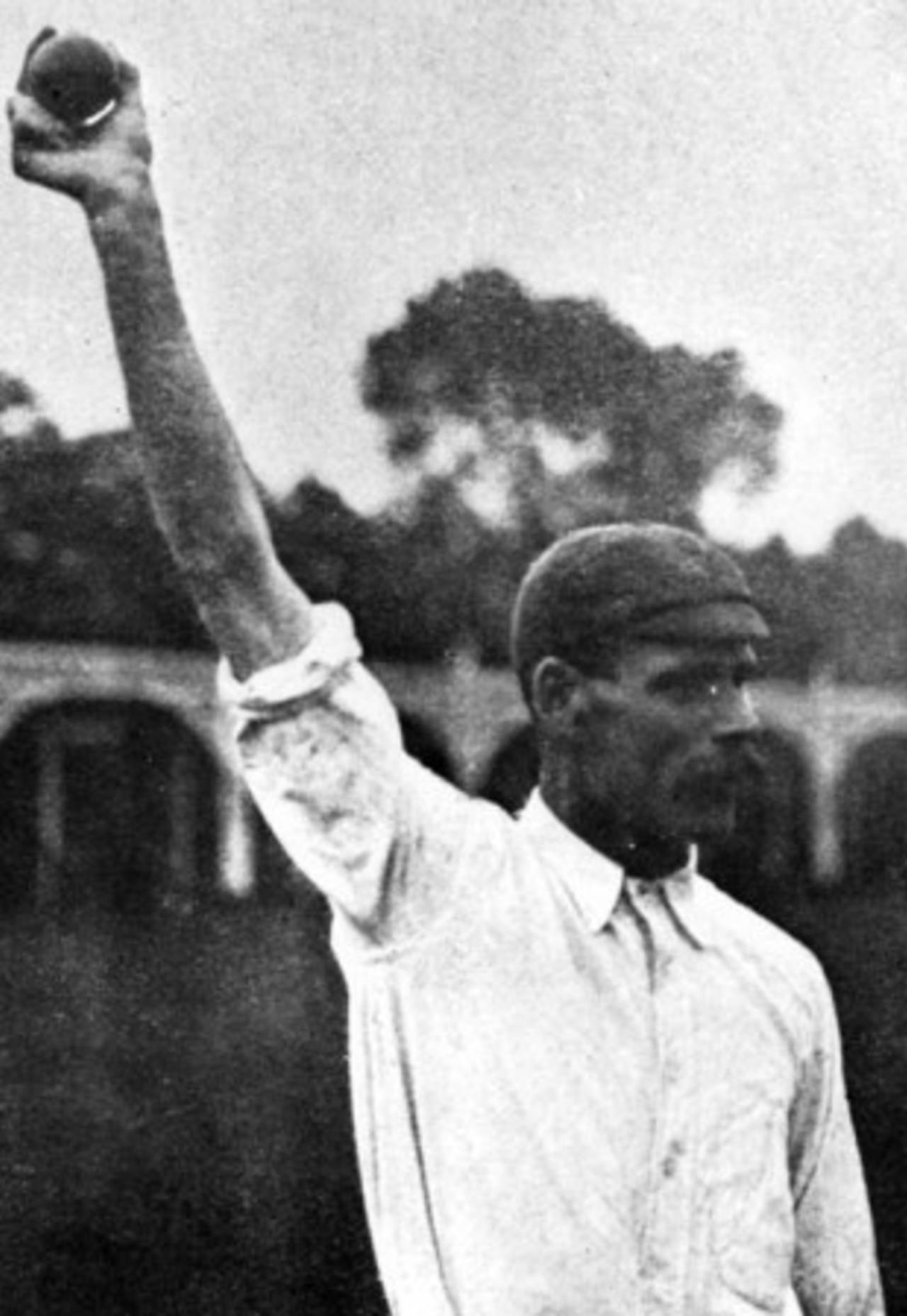 Sydney Barnes demonstrates his bowling action, circa 1920 