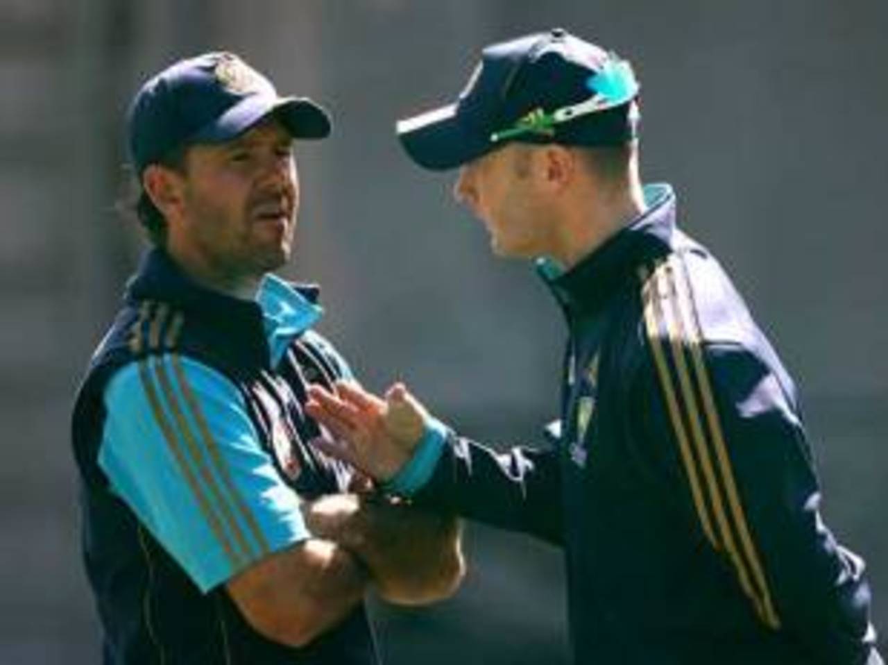 Ricky Ponting and Michael Clarke discuss plans at nets, Cape Town, March 17, 2009