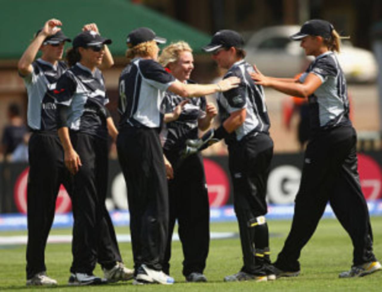 Lucy Doolan is congratulated for a wicket, England v New Zealand, women's World Cup final, Sydney, March 22, 2009