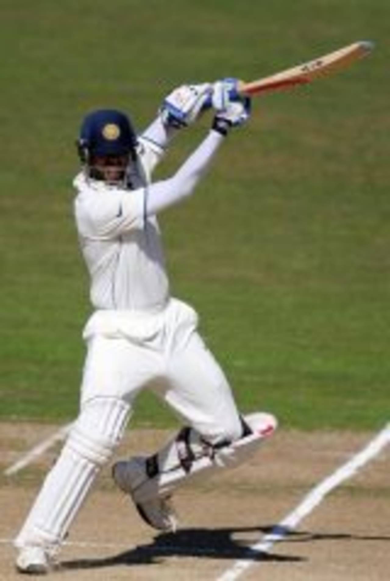 Rahul Dravid plays off the back foot, New Zealand v India, 2nd Test, Napier, 4th day, March 29, 2009