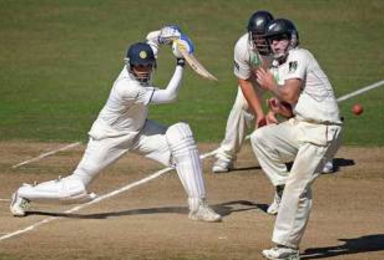 VVS Laxman drives handsomely, New Zealand v India, 2nd Test, Napier, 5th day, March 30, 2009