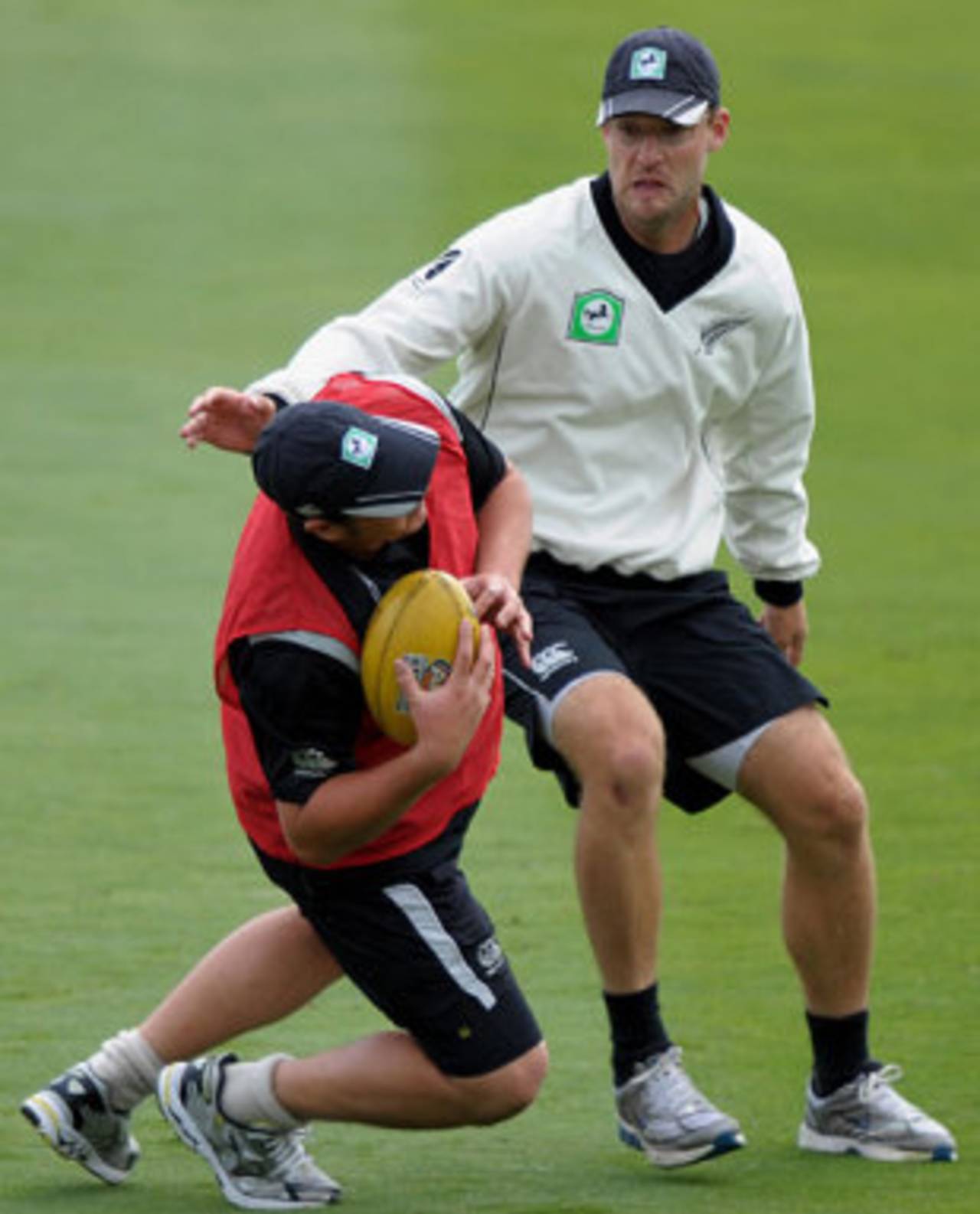 You can't get past me: Daniel Vettori tackles Jesse Ryder, Wellington, April 1, 2009
