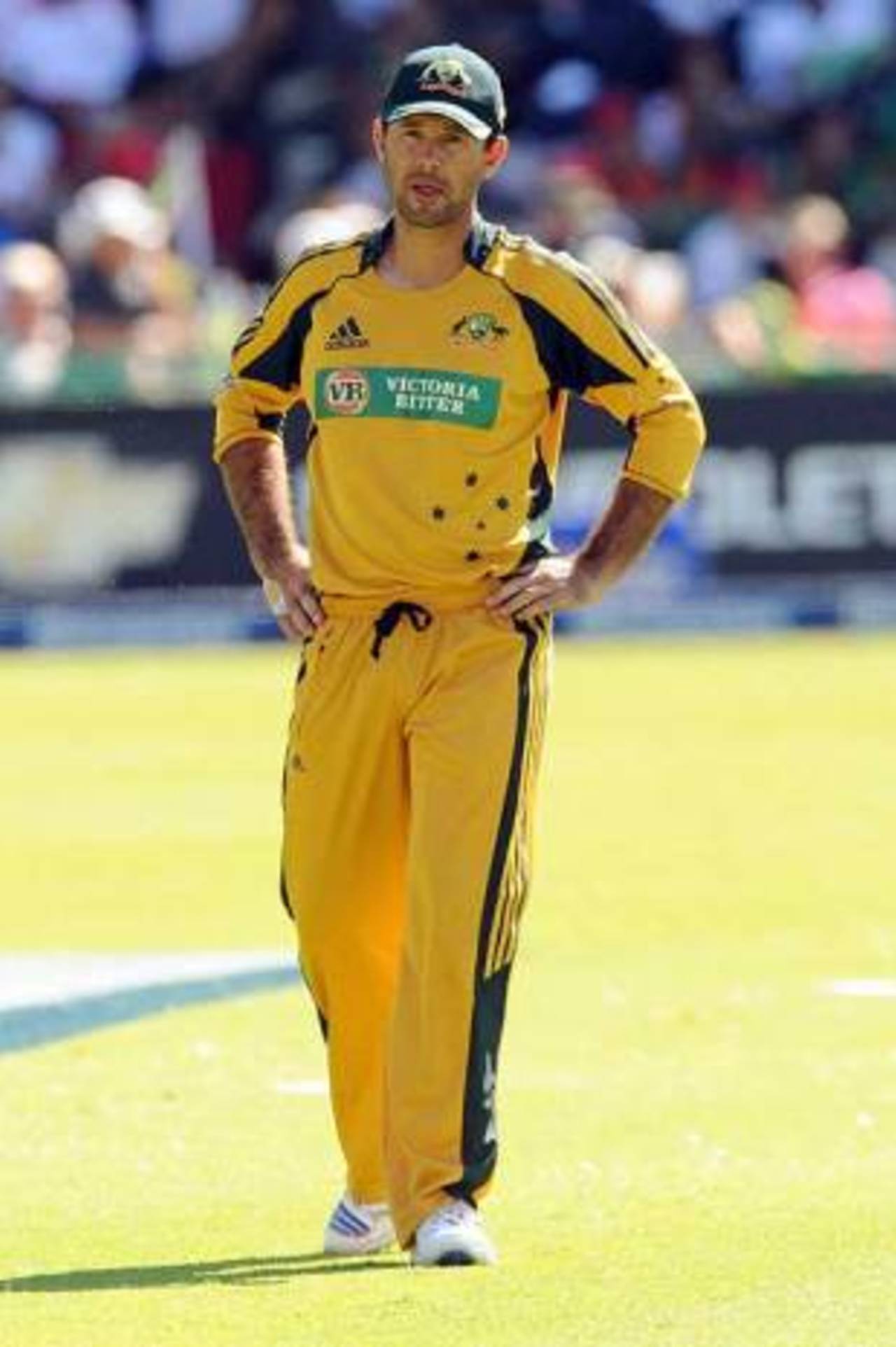 Ricky Ponting isn't too impressed with proceedings, South Africa v Australia, 4th ODI, Port Elizabeth, April 13, 2009