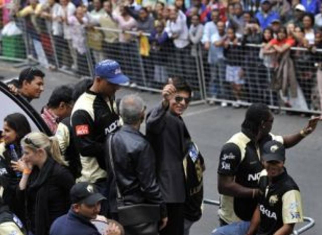 Shah Rukh Khan, Chris Gayle and other Kolkata Knight Riders during a parade through the streets of Cape Town, Indian Premier League, April 16, 2009