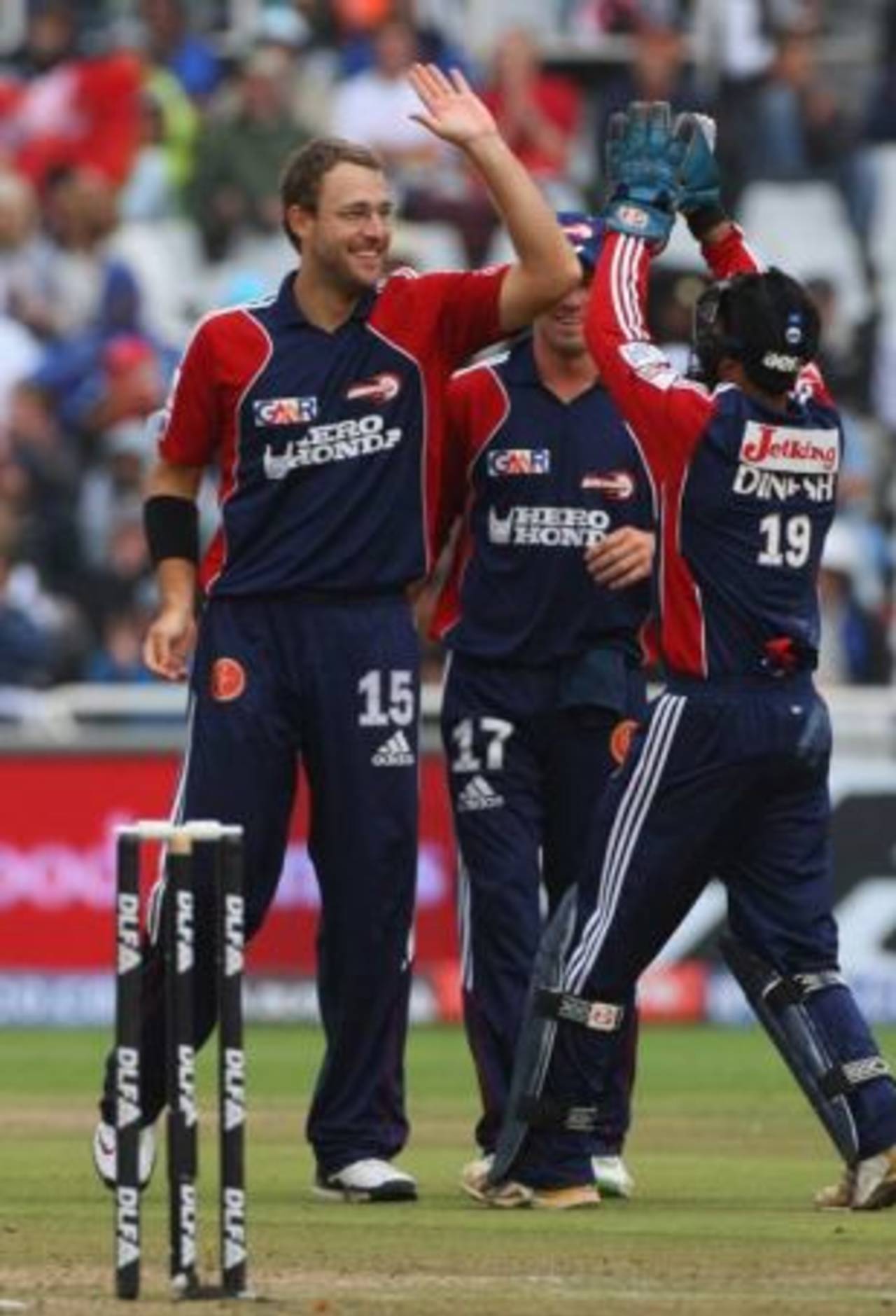 Daniel Vettori is all smiles after taking a wicket, Delhi Daredevils v Kings XI Punjab, IPL, 3rd game, Cape Town, April 19, 2009