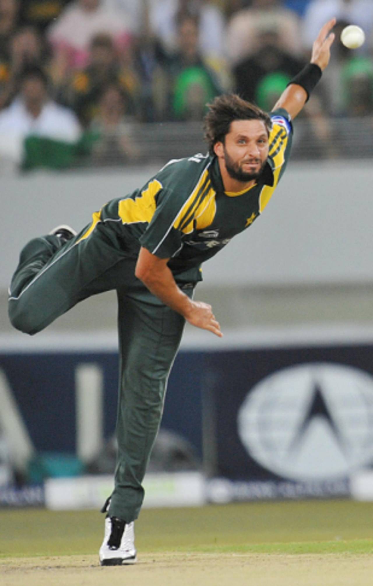 Shahid Afridi: "Wickets in England might be slower, a little less bounce so I'll make slight adjustments to my bowling."&nbsp;&nbsp;&bull;&nbsp;&nbsp;Associated Press