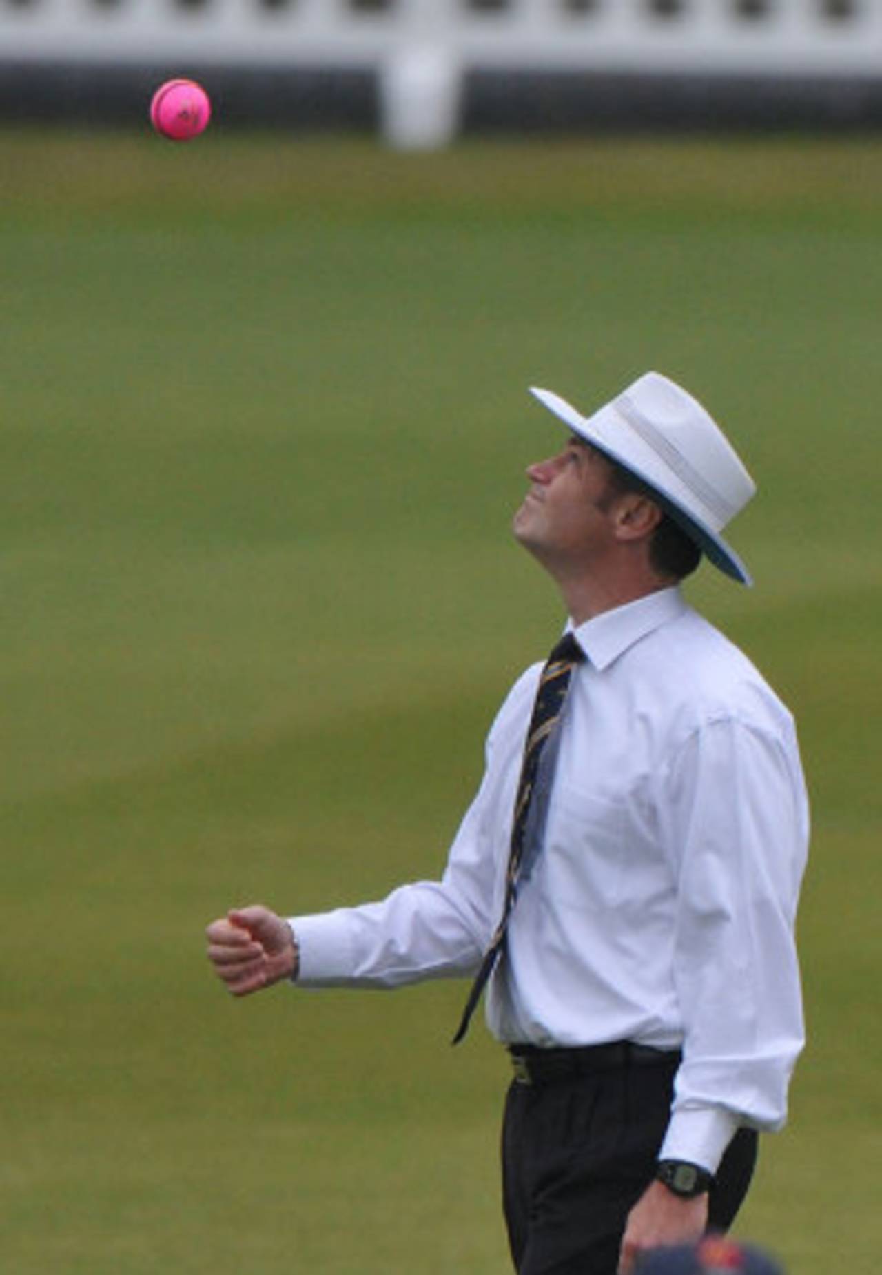 Simon Taufel with a prototype pink ball, Lord's, May 13, 2009