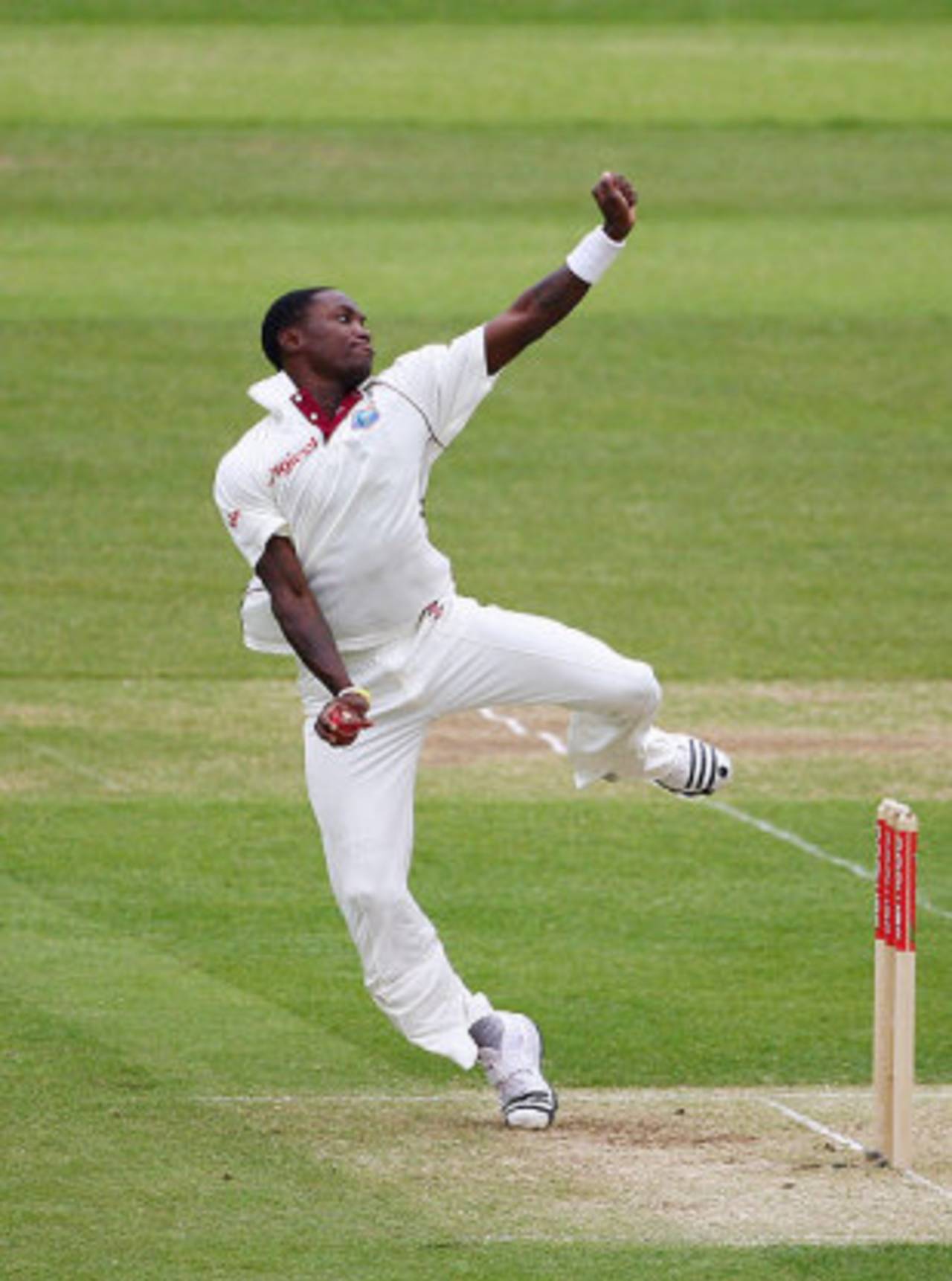 Fidel Edwards bowled 11 overs in the first session, England v West Indies, 2nd Test, Chester-le-Street, May 16, 2009