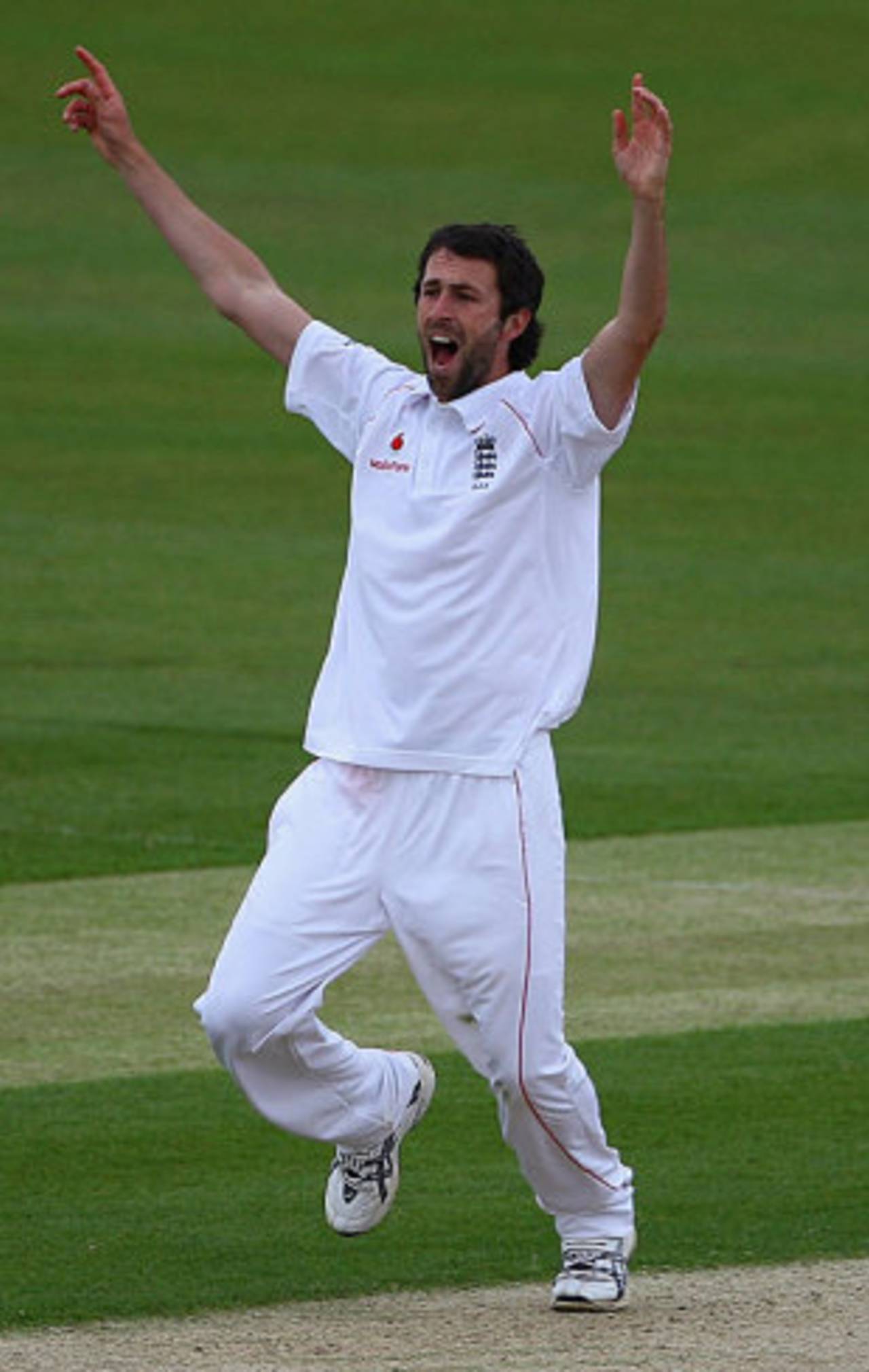 Graham Onions struck with two wickets in an over, England v West Indies, 2nd Test, Chester-le-Street, 4th day, May 17, 2009