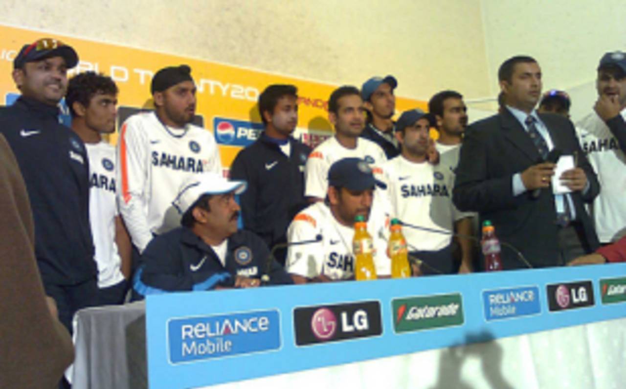 MS Dhoni and the rest of the Indian team at the press conference&nbsp;&nbsp;&bull;&nbsp;&nbsp;George Binoy