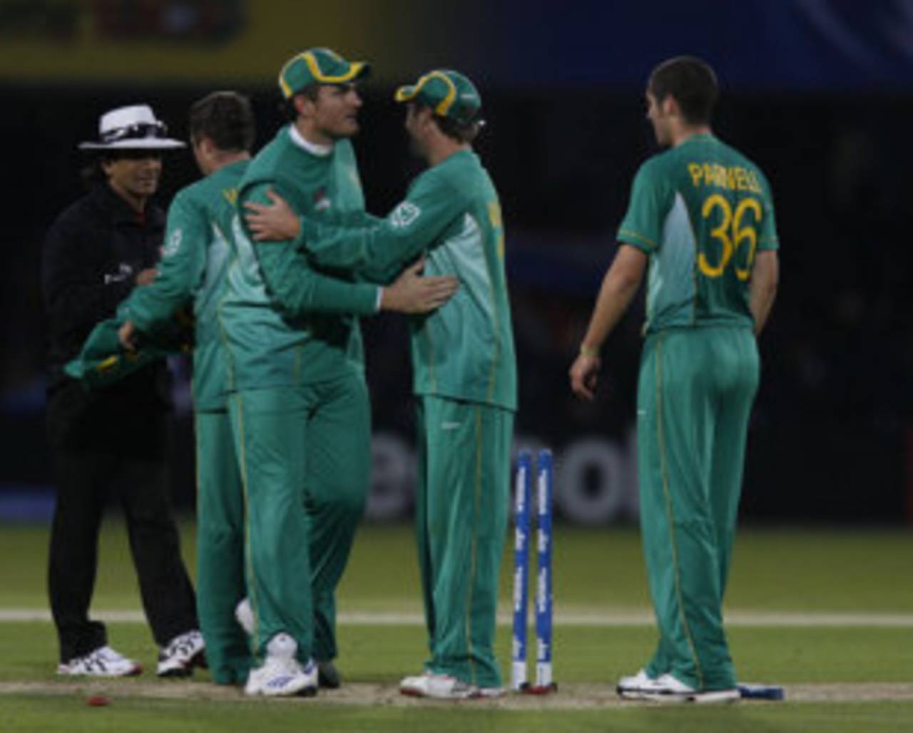 South African players celebrate after their win over New Zealand, New Zealand v South Africa, ICC World Twenty20, Group D, Lord's, June 9, 2009
