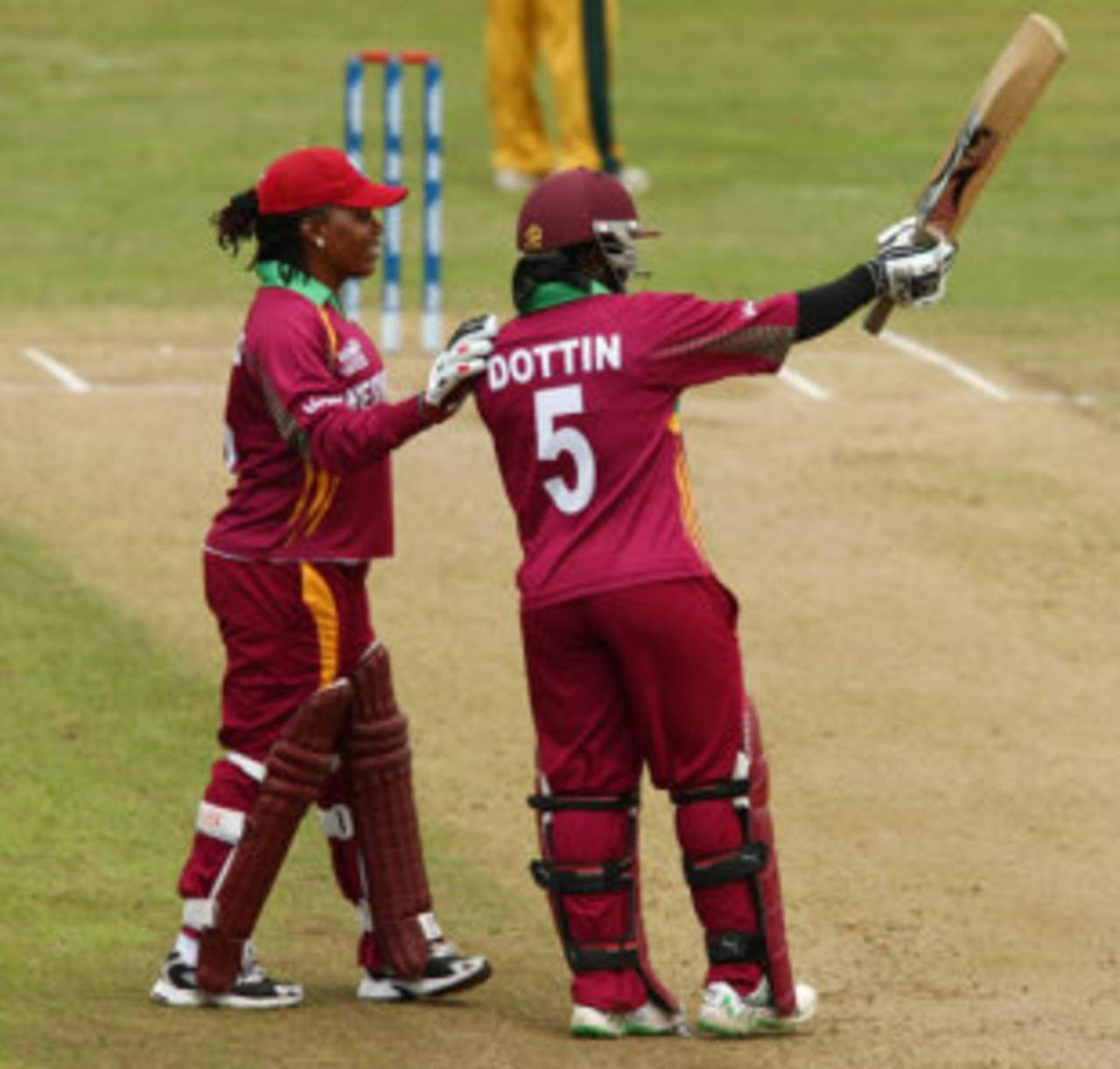 Deandra Dottin's half-century - the fastest in Women's Twenty20 internationals - was in vain as Australia beat West Indies by eight wickets in Taunton&nbsp;&nbsp;&bull;&nbsp;&nbsp;Getty Images