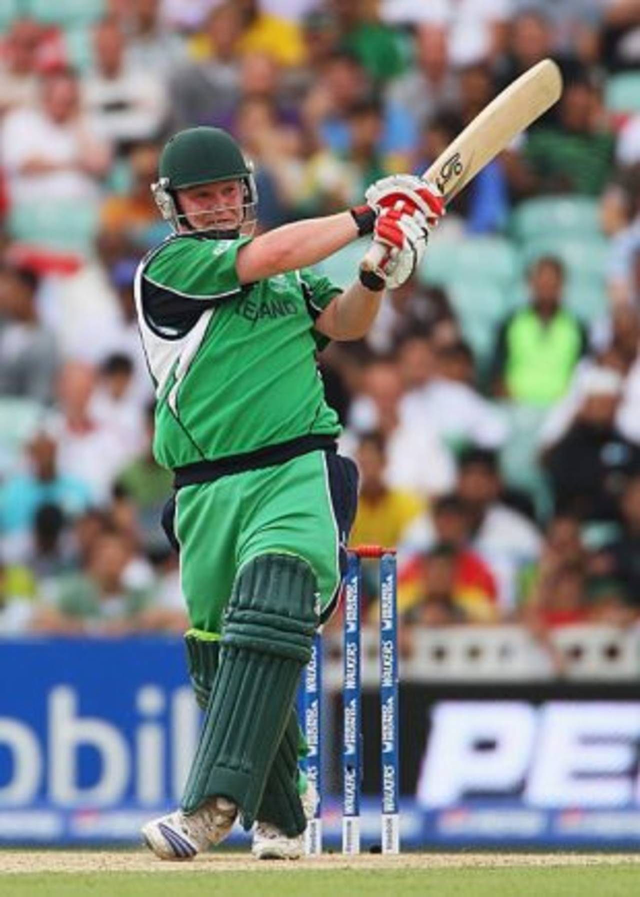 Paul Stirling pulls, Ireland v Pakistan, ICC World Twenty20 Super Eights, The Oval, June 15, 2009